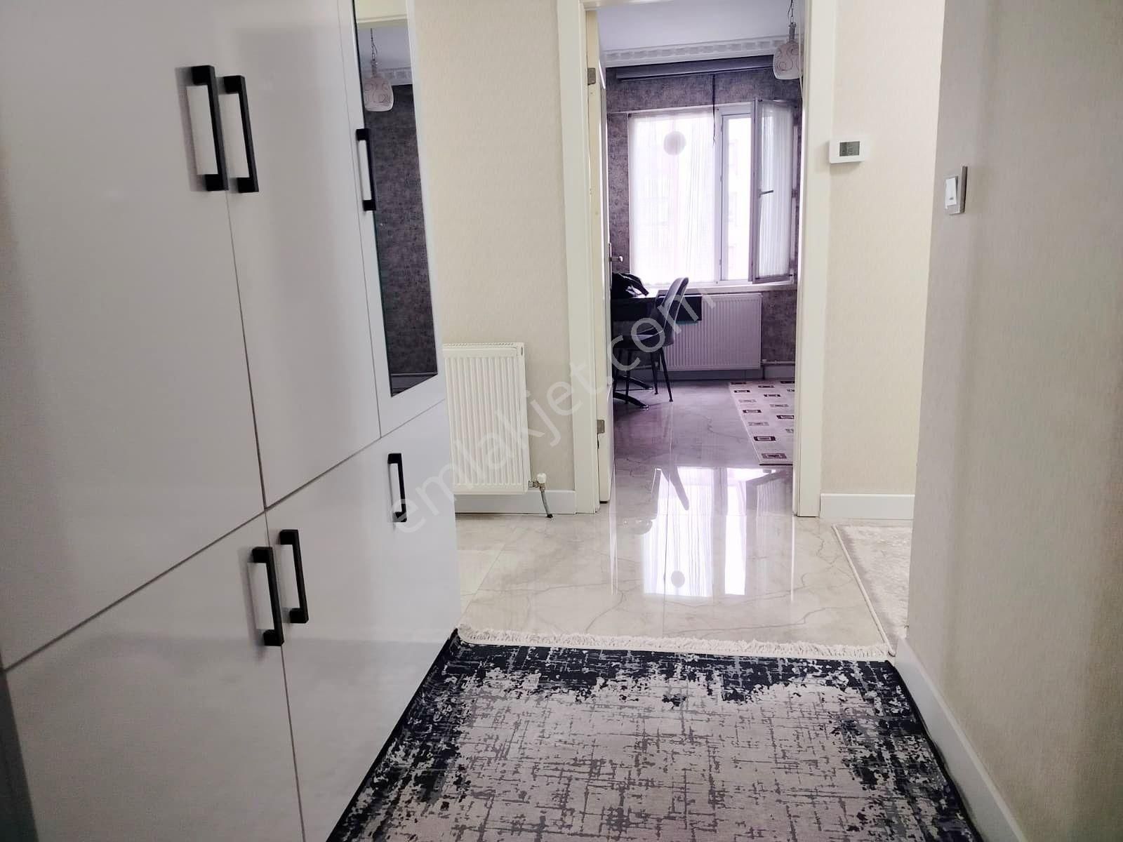 Keciören Karakayada Çok Acil Satılık 3+1 Kat Konumda Daire - Görsel 21