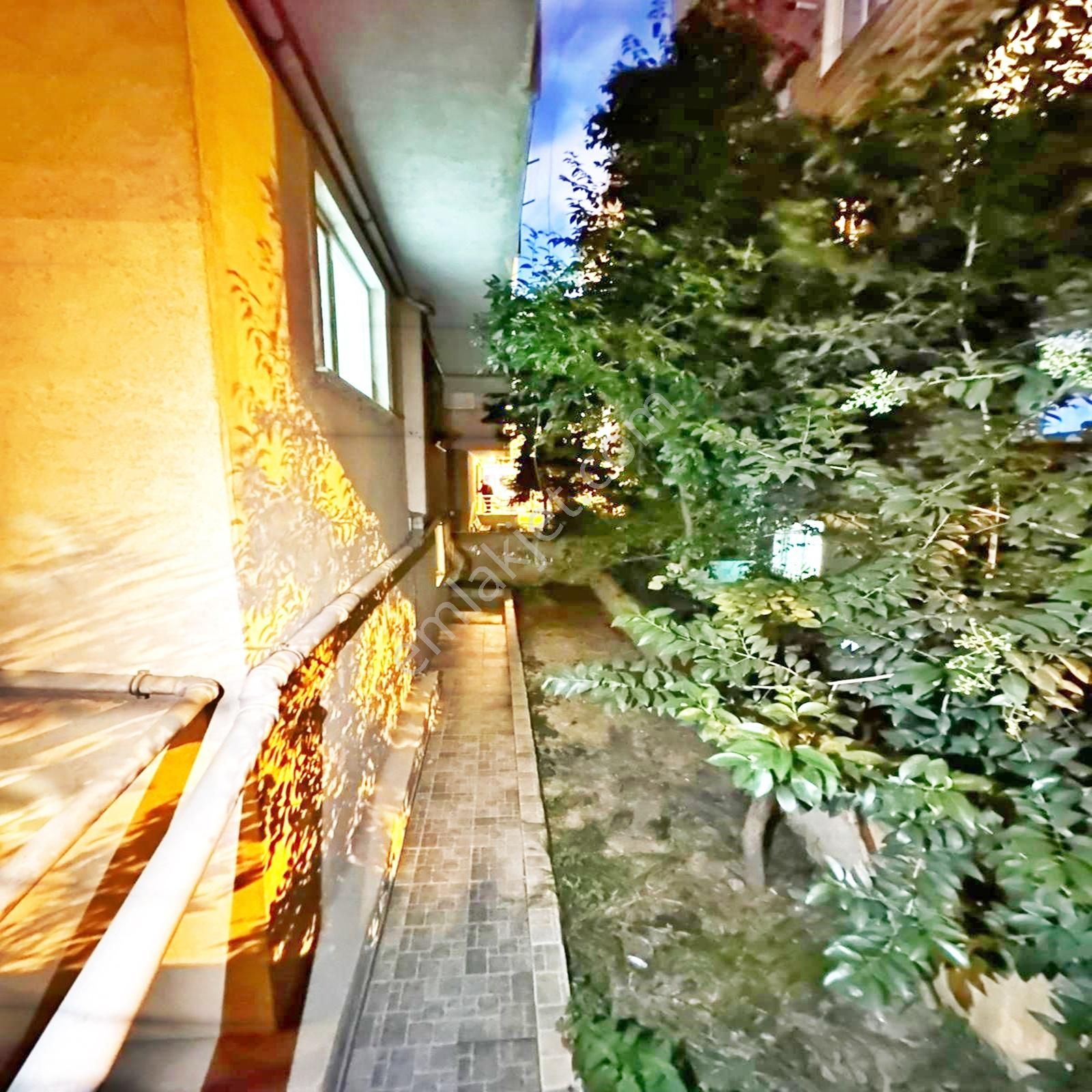 Çekmeköy Yapı Gayrimenkul'den Çamlıkta Cadde Üstü 2+1 Bahçe Katı - Görsel 11