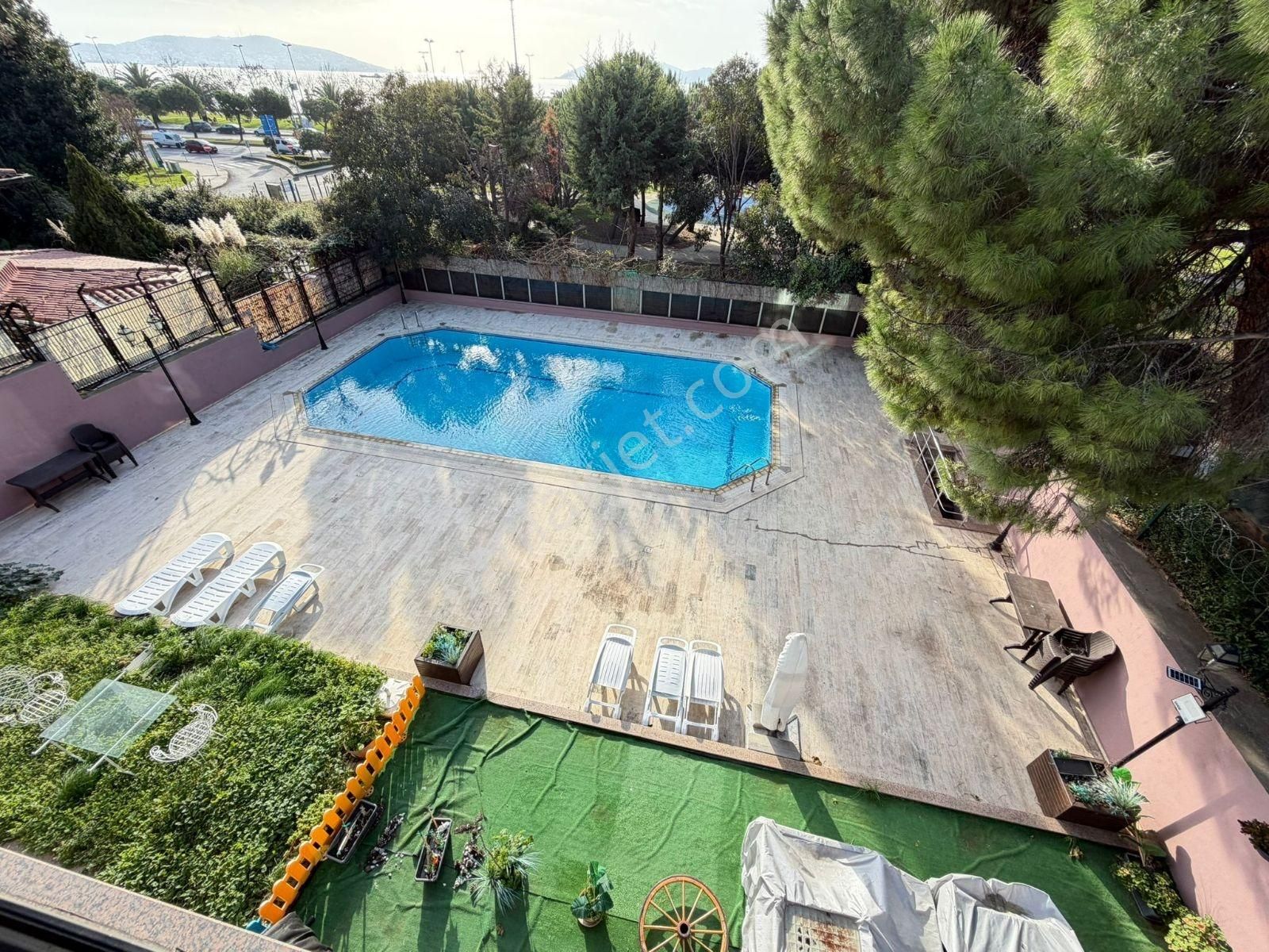 Maltepe Dragos'da Rüya Gibi Yalı Dairesi - Görsel 30