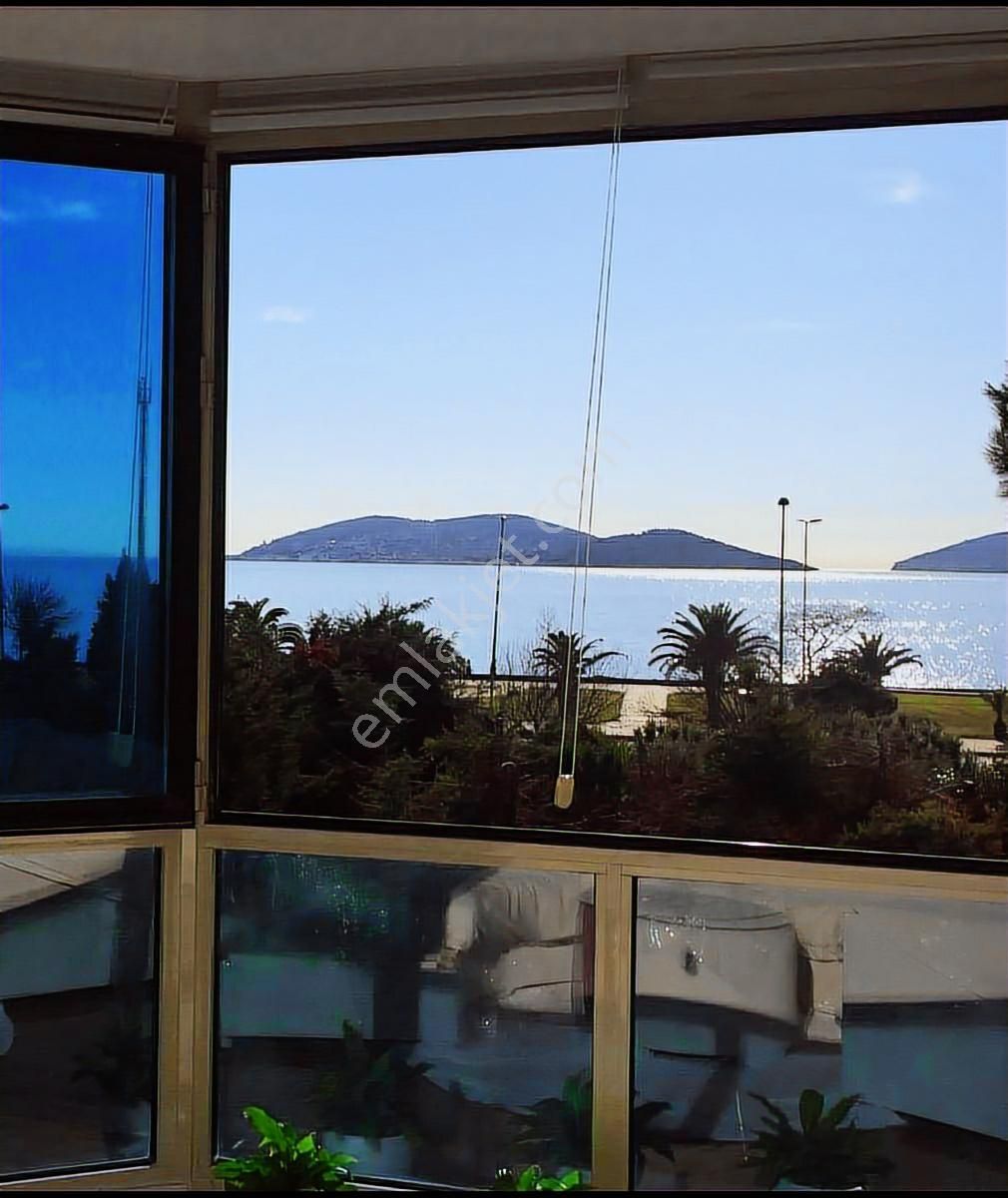 Maltepe Dragos'da Rüya Gibi Yalı Dairesi