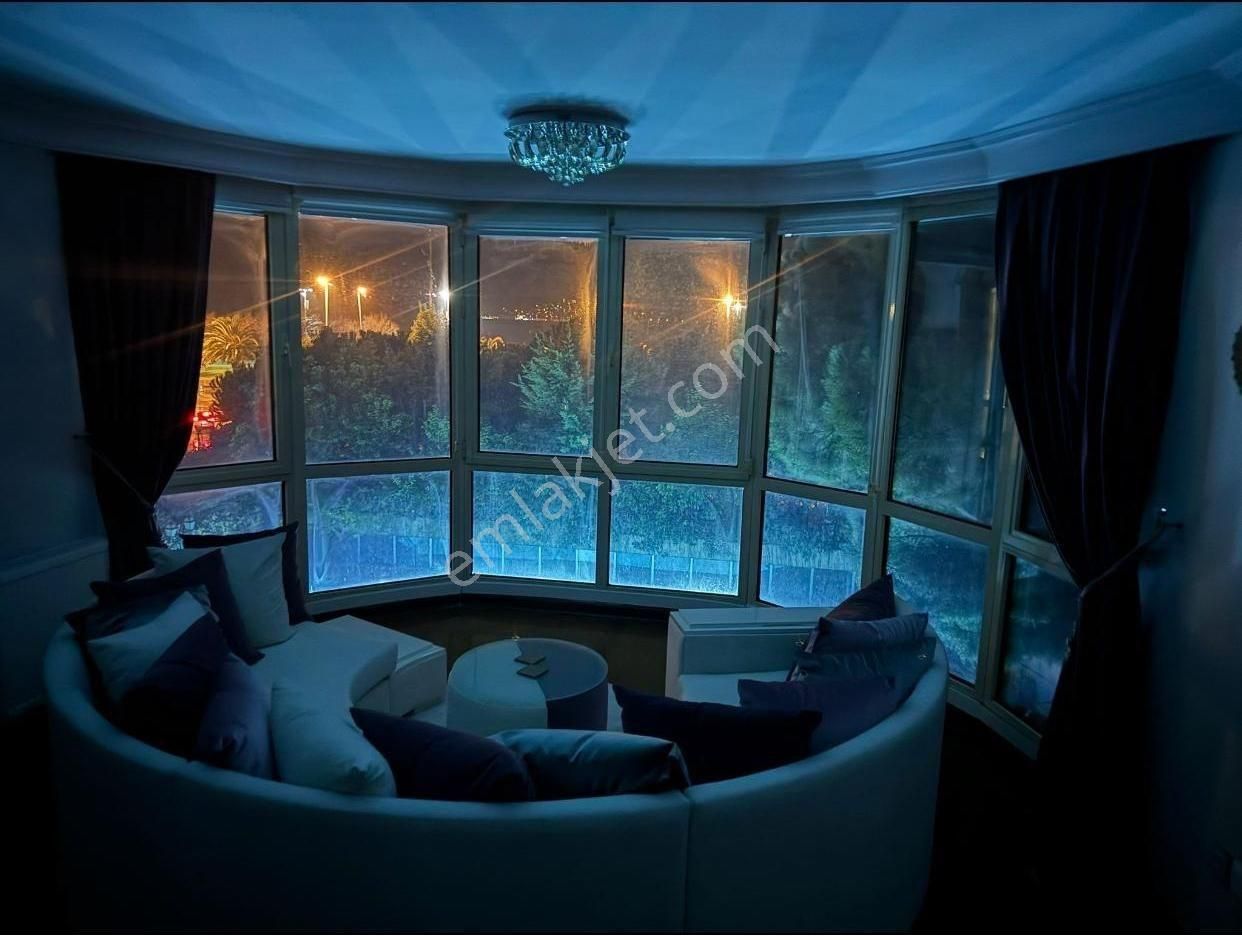 Maltepe Dragos'da Rüya Gibi Yalı Dairesi - Görsel 2