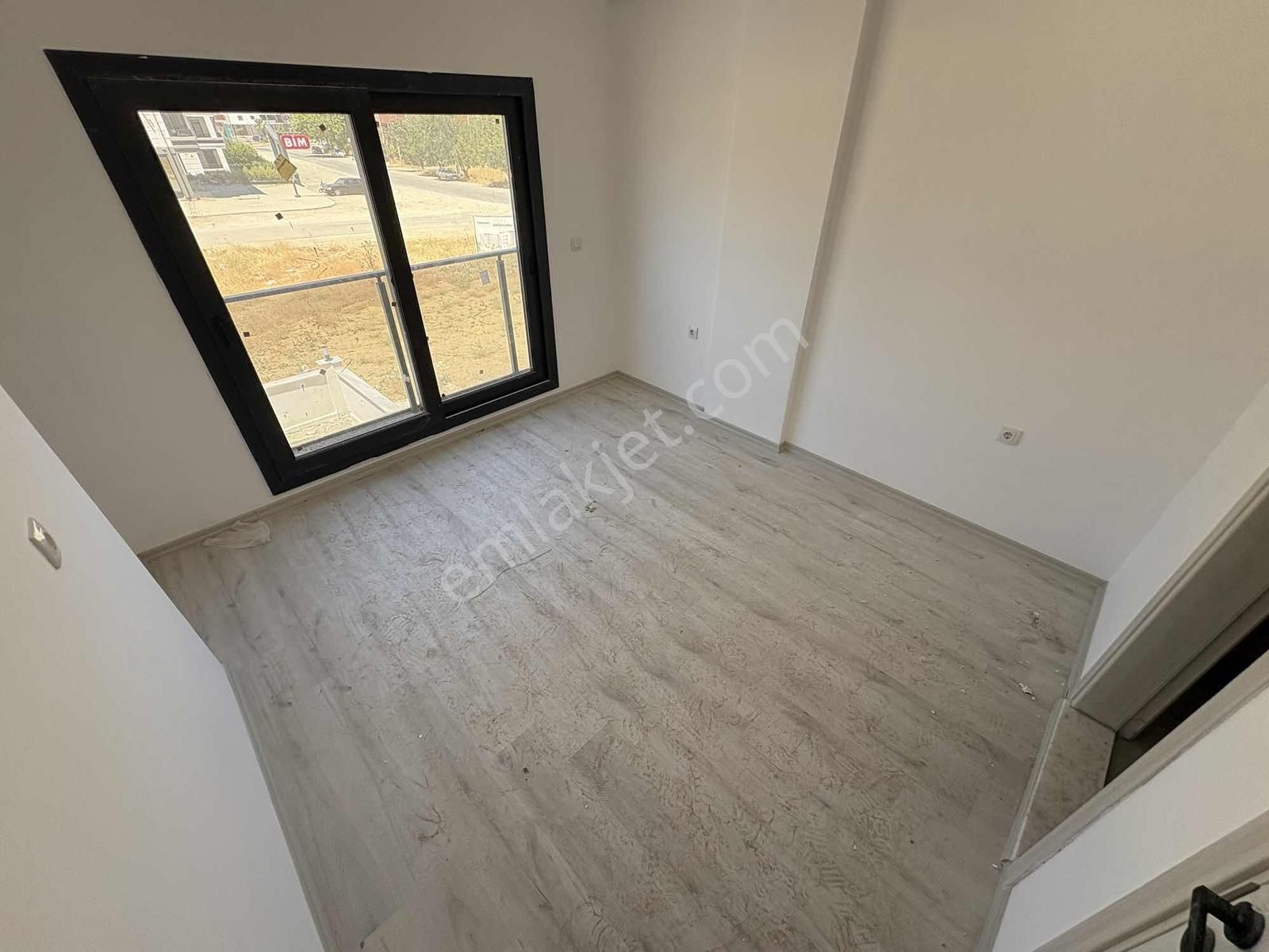 Rw Nefes'ten Badem Alanında Havuzlu Sitede 2+1 Daire - Görsel 22