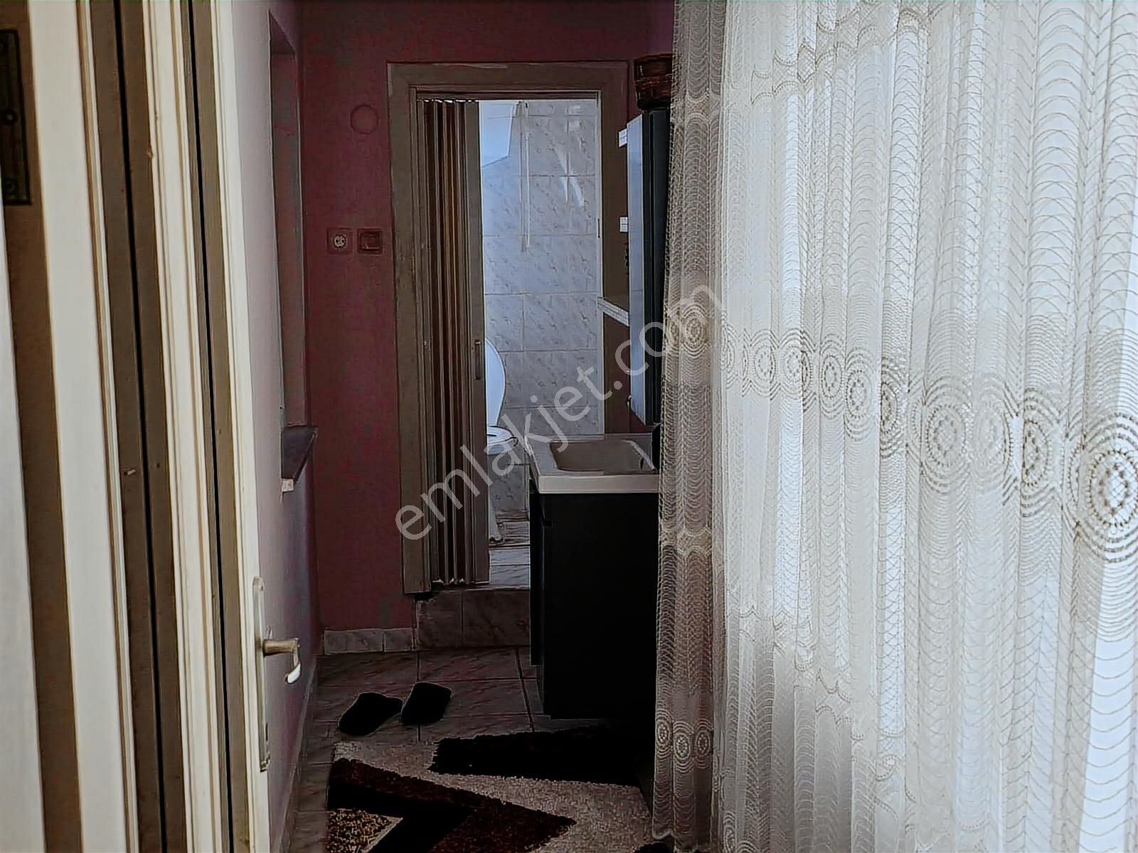 Tırpan'dan 685m2 Arsa Alanı Deniz Man. Asfalta Cephe Müstakil Ev - Görsel 28