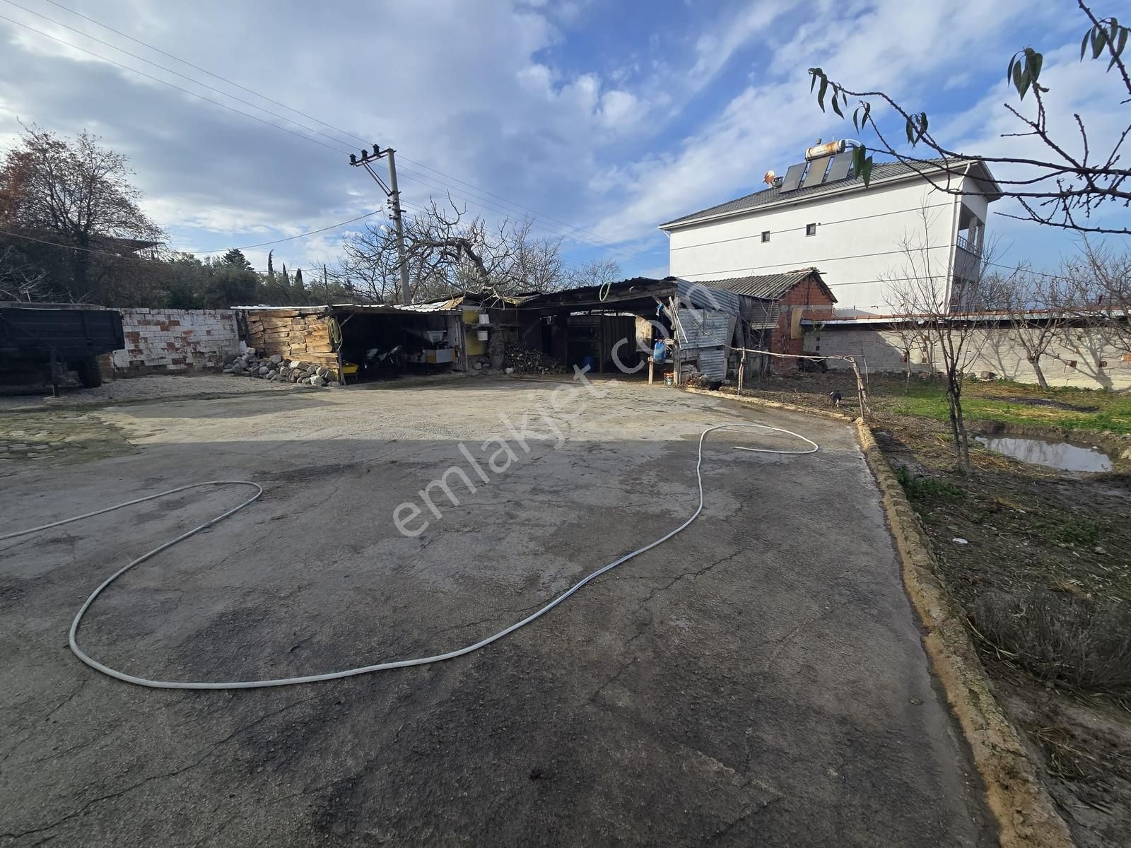 Tırpan'dan 685m2 Arsa Alanı Deniz Man. Asfalta Cephe Müstakil Ev - Görsel 14