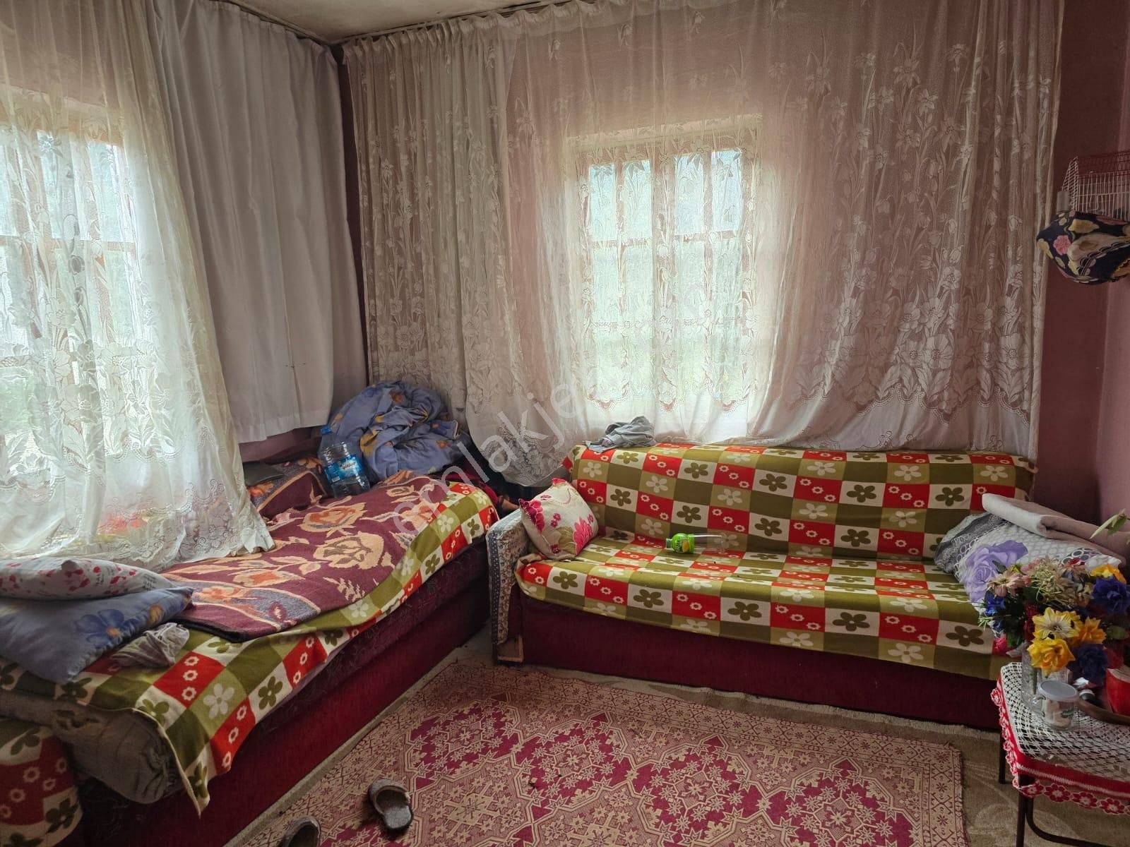 Tırpan'dan 685m2 Arsa Alanı Deniz Man. Asfalta Cephe Müstakil Ev - Görsel 33