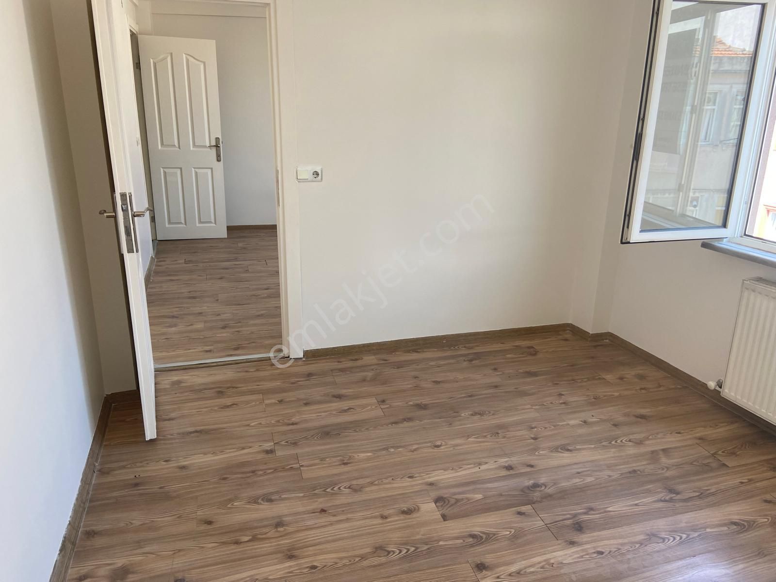 Kocamustafapaşa-silivrikapı Cd.-köşe-balkonlu-yapılı Daire - Görsel 23