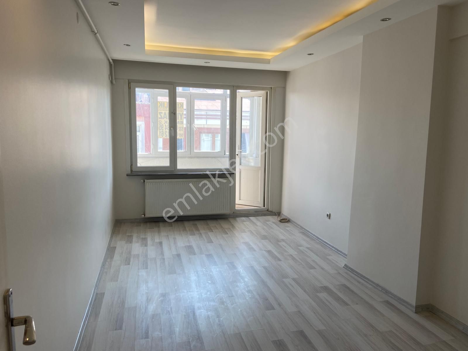 Kocamustafapaşa-silivrikapı Cd.-köşe-balkonlu-yapılı Daire - Görsel 7