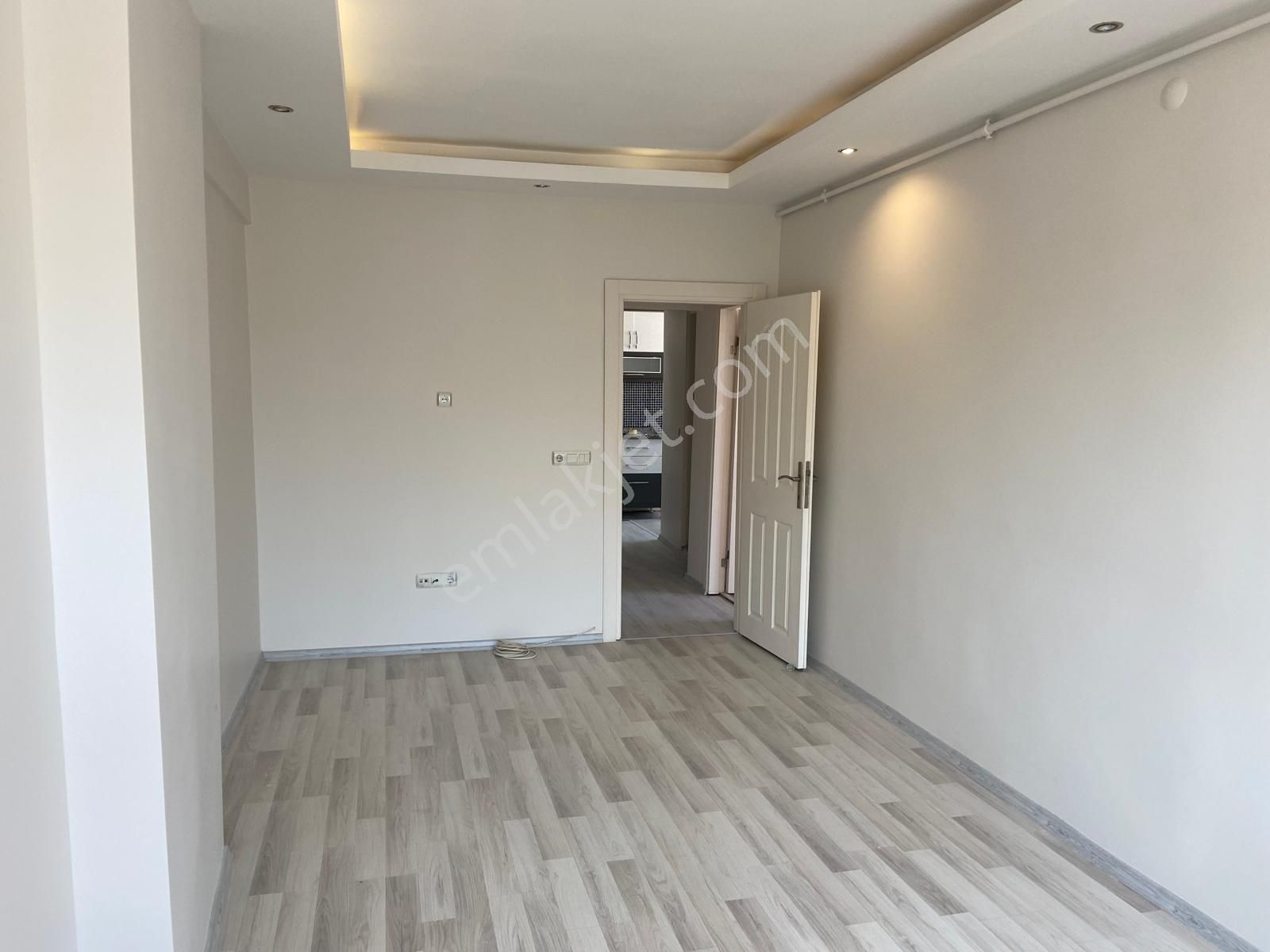 Kocamustafapaşa-silivrikapı Cd.-köşe-balkonlu-yapılı Daire - Görsel 8