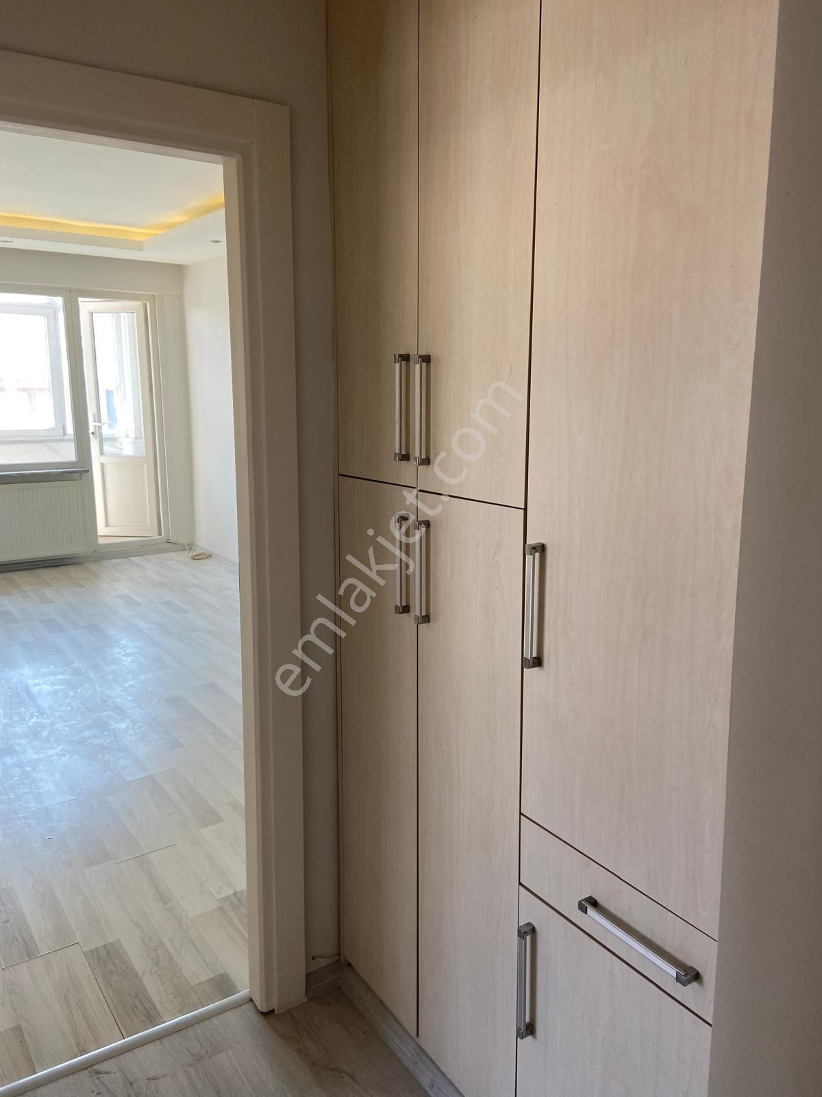 Kocamustafapaşa-silivrikapı Cd.-köşe-balkonlu-yapılı Daire - Görsel 16