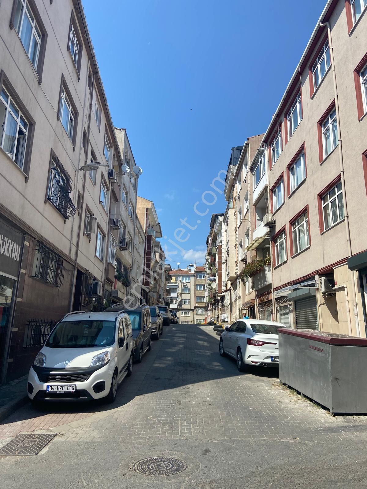 Kocamustafapaşa-silivrikapı Cd.-köşe-balkonlu-yapılı Daire - Görsel 19