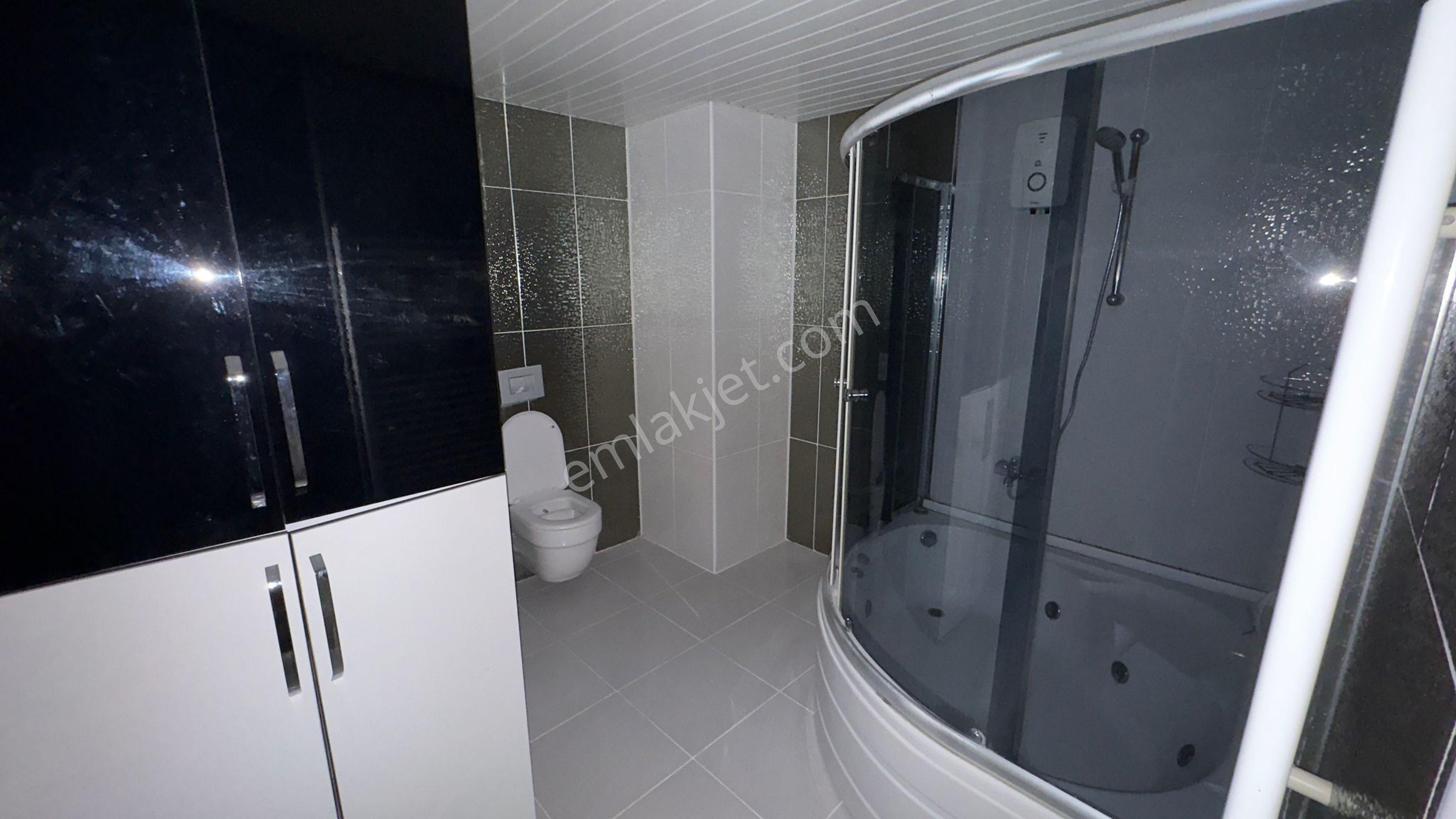 Mezitlinin En Güzel Yerinde 4+1 Geniş Daire - Görsel 3