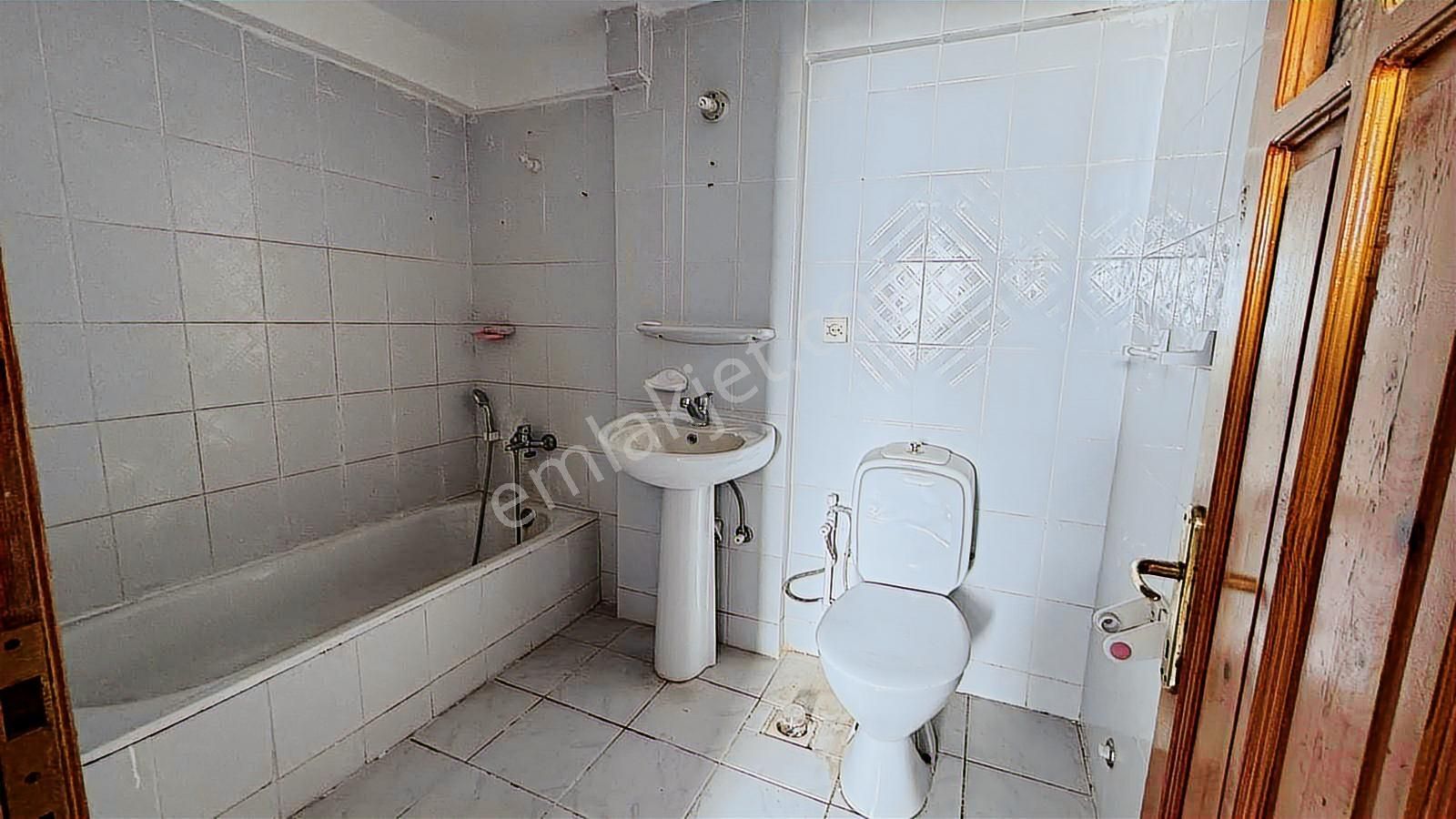 Dikili Cumhuriyet Mah. Fırsat Villa Satılıktır. - Görsel 8