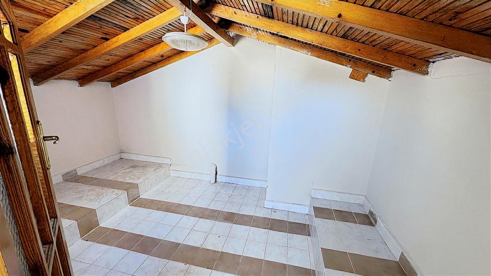 Dikili Cumhuriyet Mah. Fırsat Villa Satılıktır. - Görsel 25