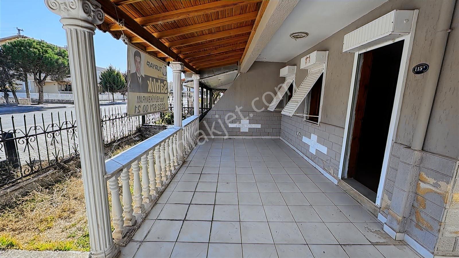 Dikili Cumhuriyet Mah. Fırsat Villa Satılıktır. - Görsel 13