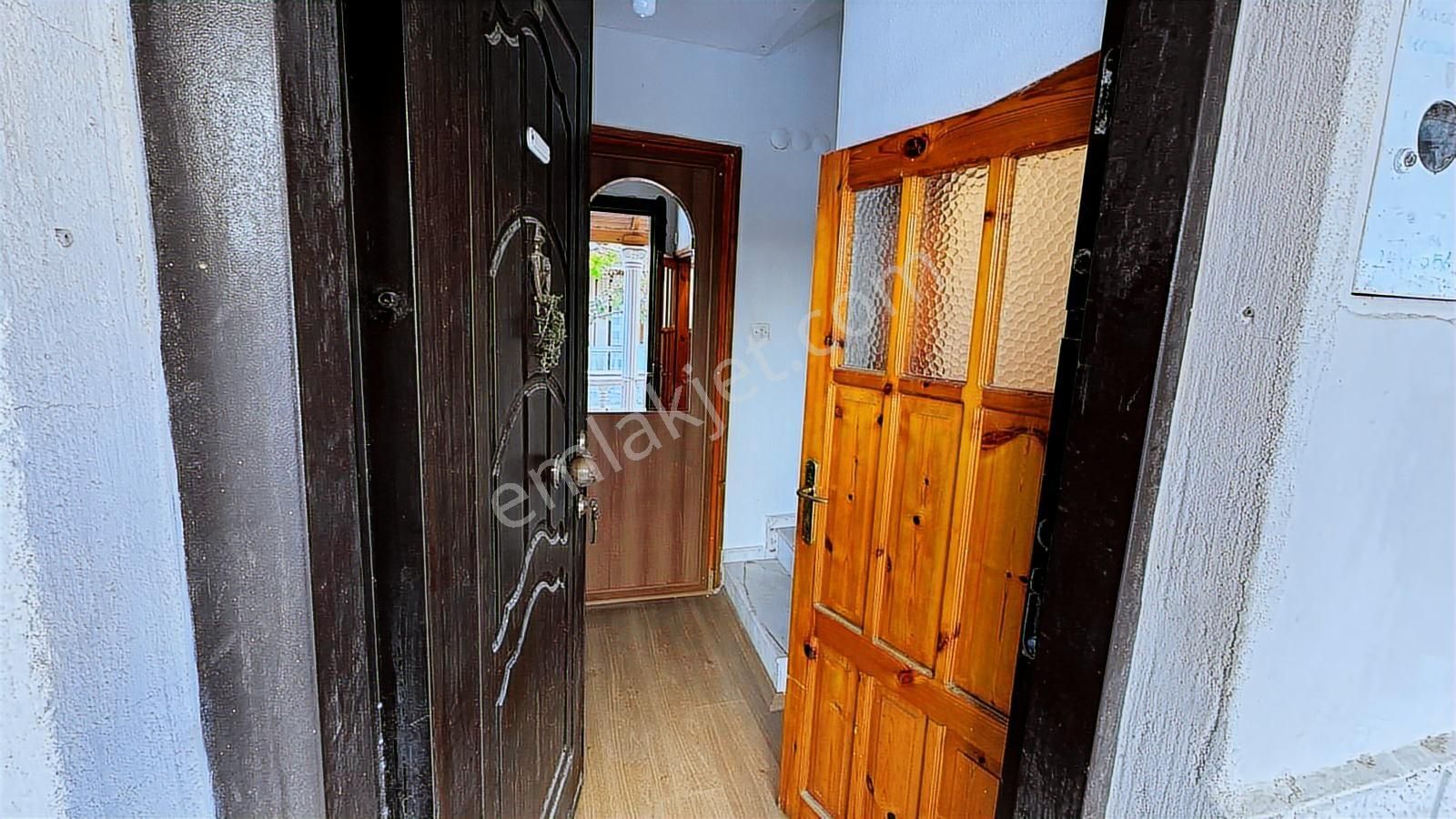 Dikili Cumhuriyet Mah. Fırsat Villa Satılıktır. - Görsel 22