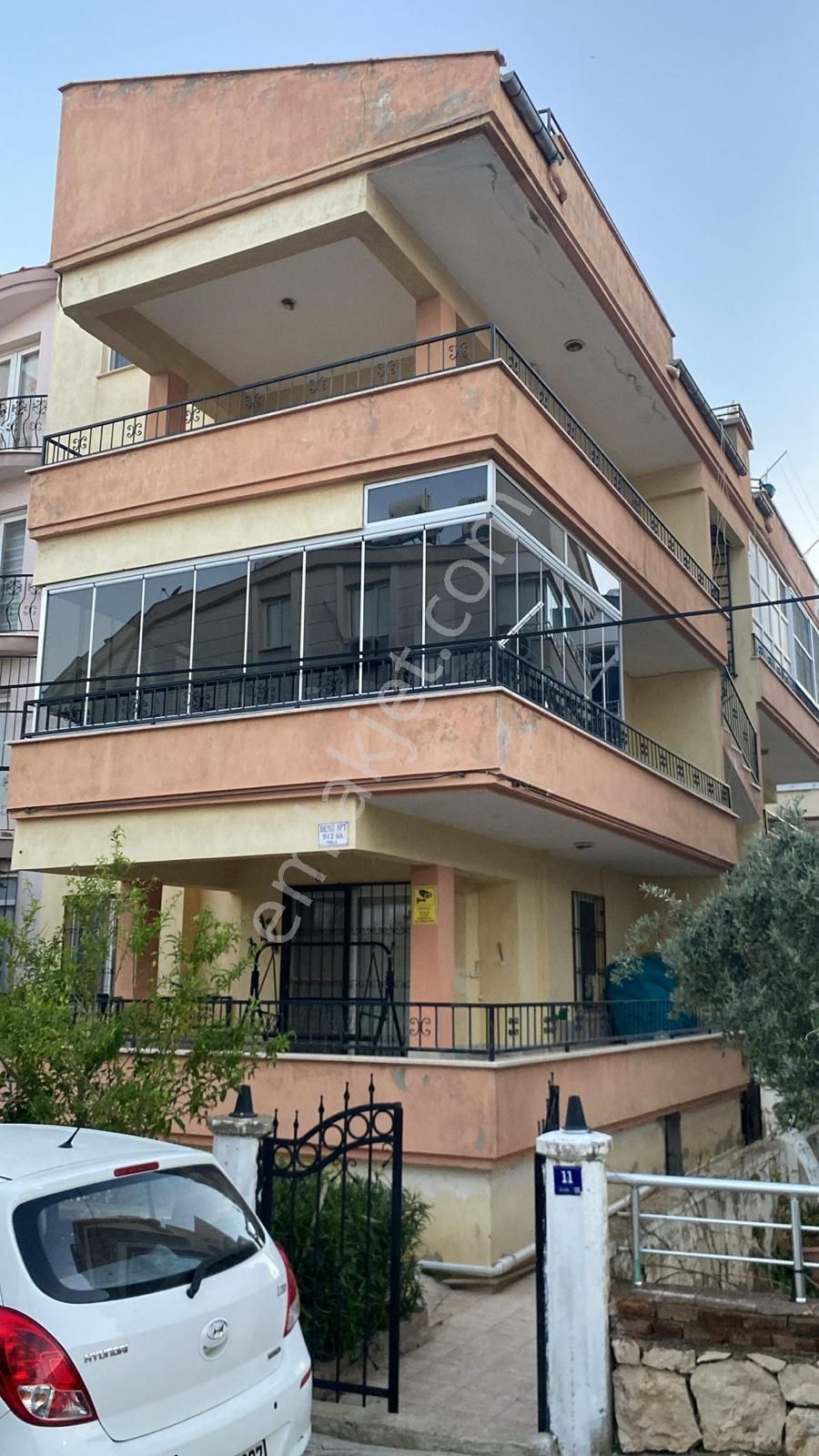 Didim'in Tam Ortasında Her Yere Oldukça Yakın 2+1 Satılık Daire - Görsel 2