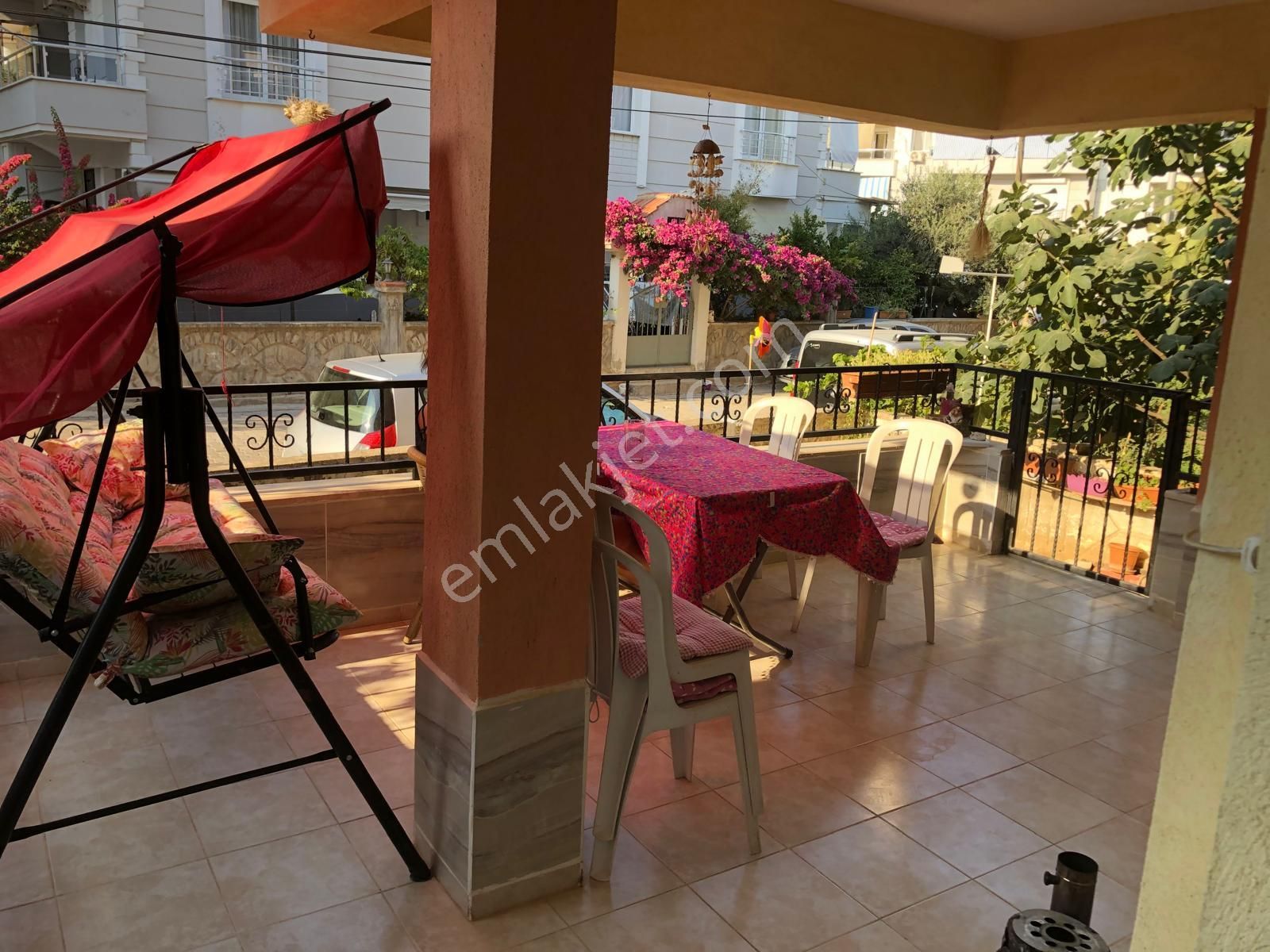 Didim'in Tam Ortasında Her Yere Oldukça Yakın 2+1 Satılık Daire