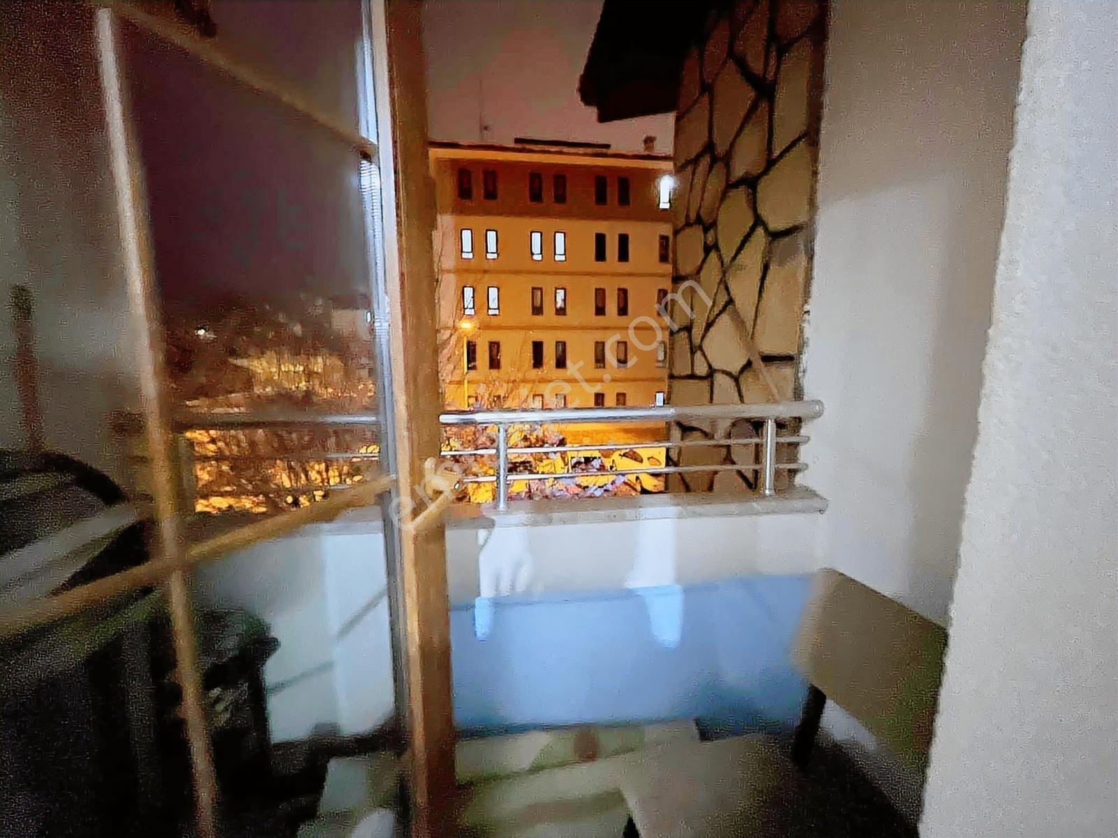 Remax Dem'den Kavakyolu 3. Etapta Borçsuz Ara Kat Acil Daire - Görsel 11