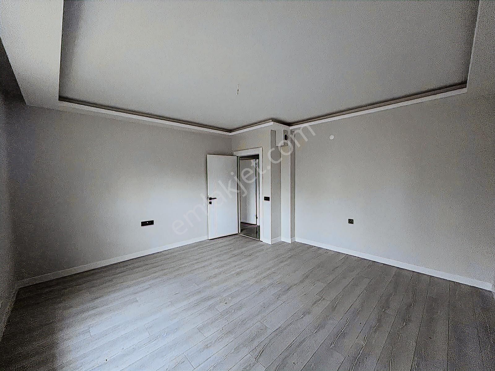 Melike Sokakta Park Manzaralı 0 2+1 Daire - Görsel 23