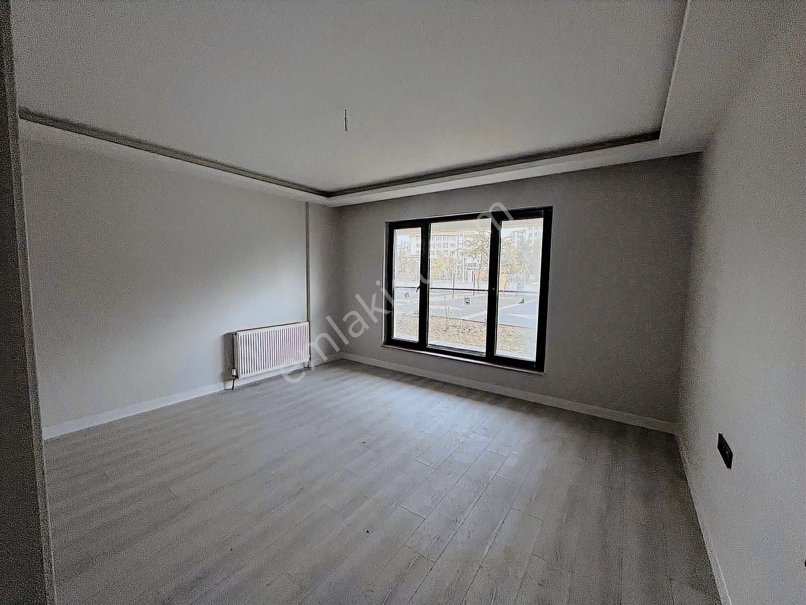 Melike Sokakta Park Manzaralı 0 2+1 Daire - Görsel 15