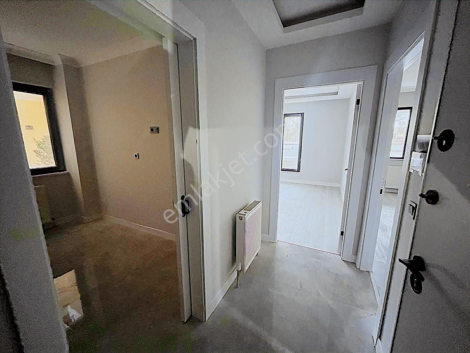 Melike Sokakta Park Manzaralı 0 2+1 Daire - Görsel 13