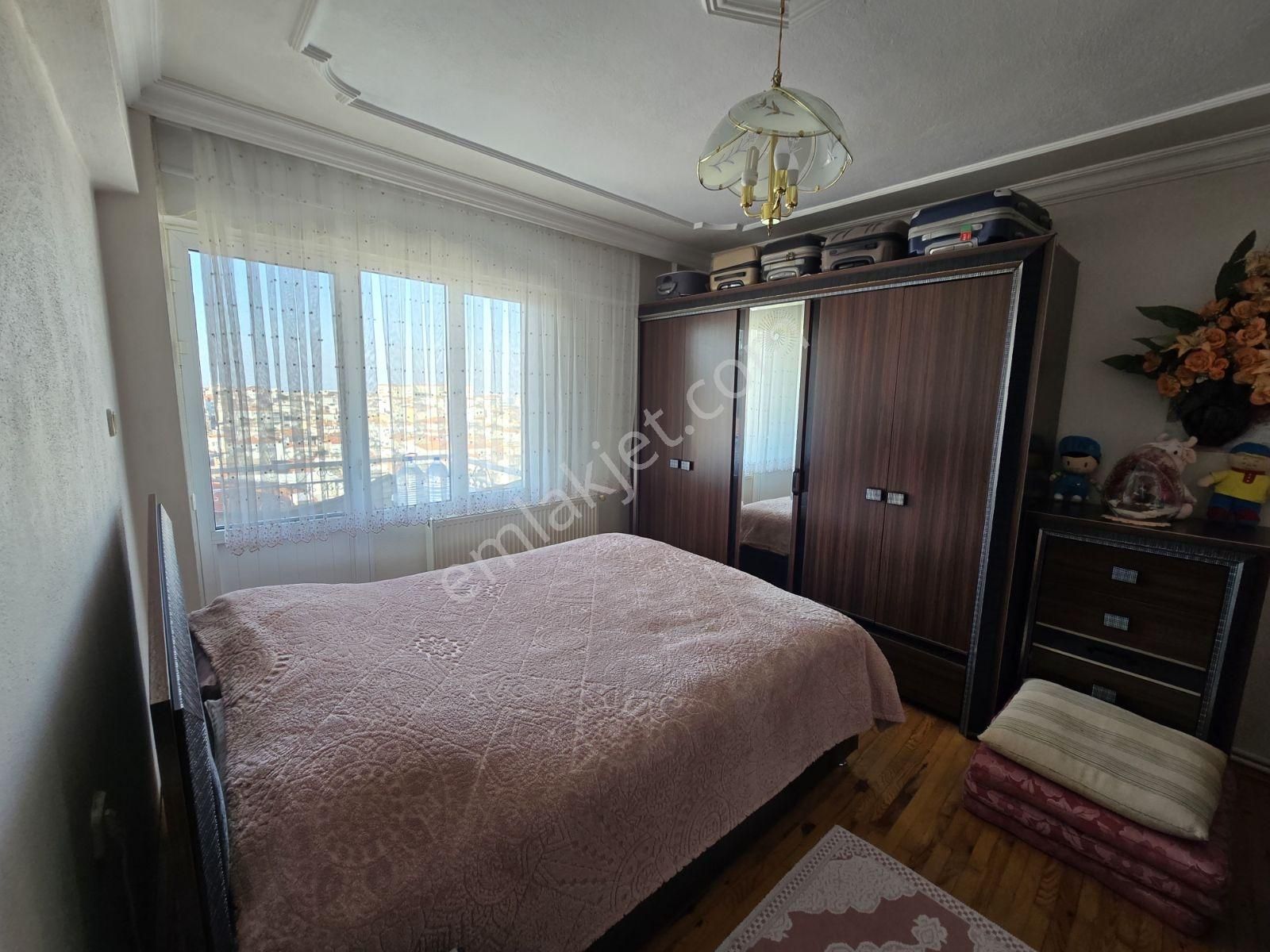 Saim Çıkrıkçı Cad. Üzeri Asansörlü Deniz Manzaralı 3+1 Daire - Görsel 8