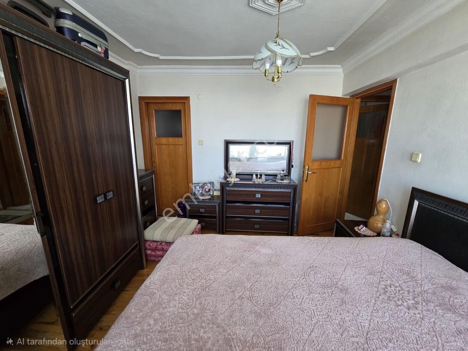 Saim Çıkrıkçı Cad. Üzeri Asansörlü Deniz Manzaralı 3+1 Daire - Görsel 24