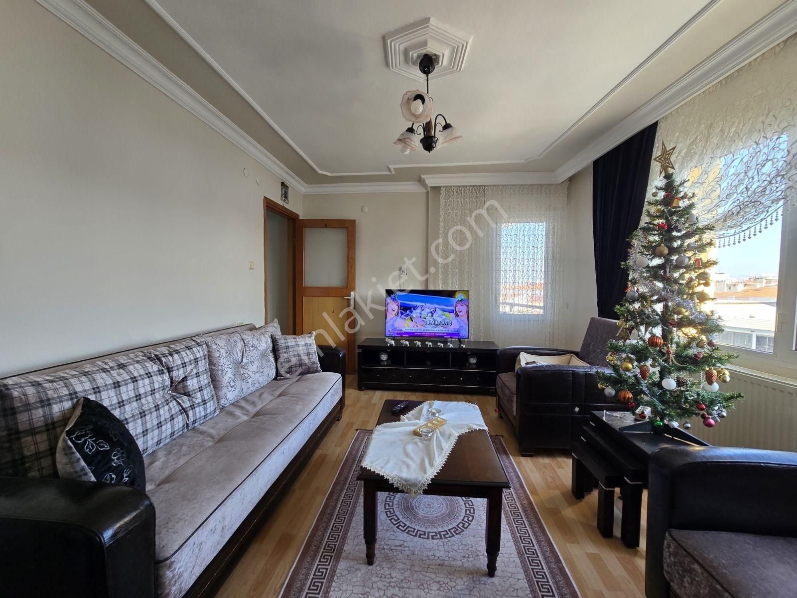 Saim Çıkrıkçı Cad. Üzeri Asansörlü Deniz Manzaralı 3+1 Daire - Görsel 15