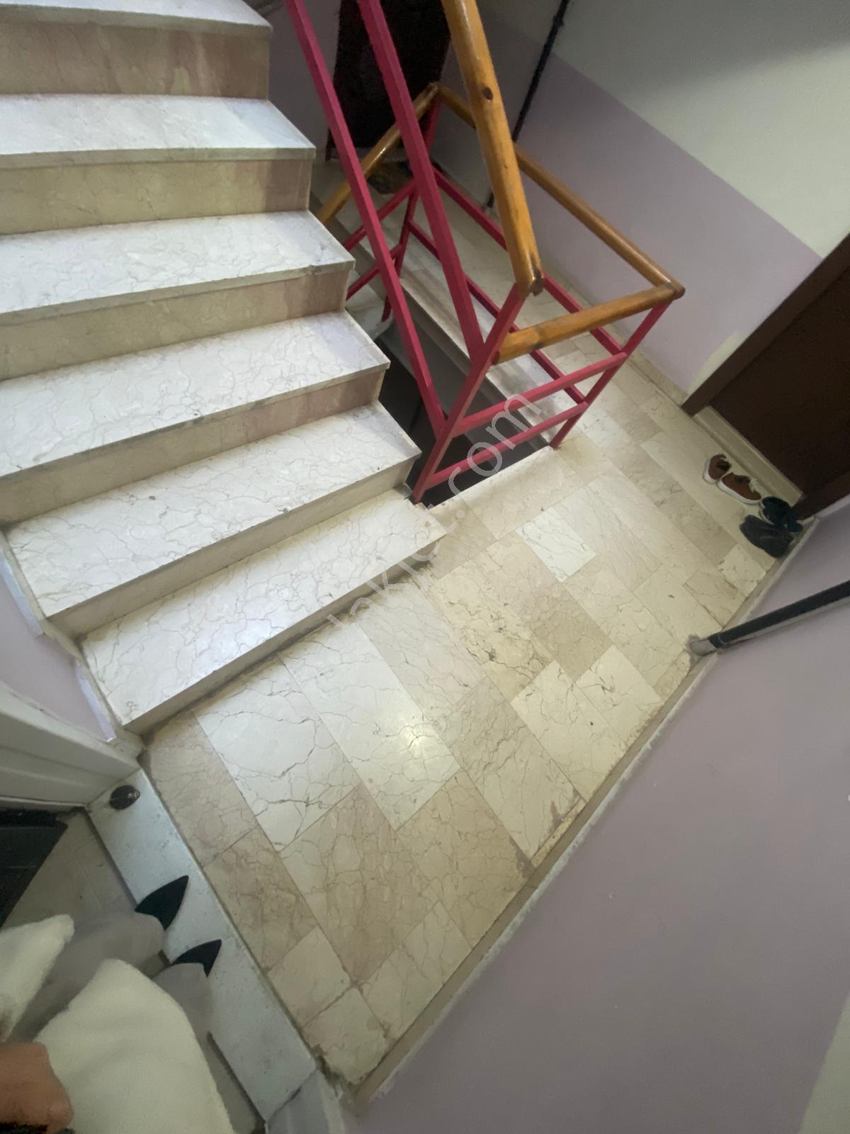 Koza Emlak'tan Andiçen Mahalesinde Cadde Üzerinde Yapılı Ara Katta Ön Cephe De 3+1 Satılık Daireee - Görsel 35