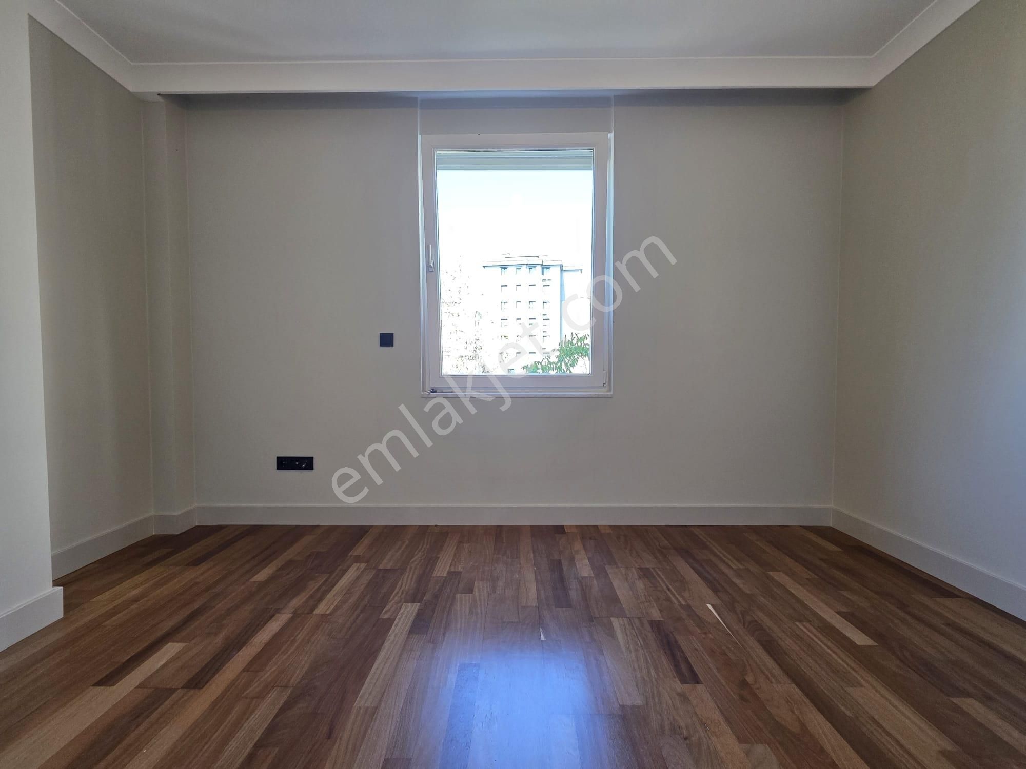 Caddebostan Da Bağdat Caddesine 1. Paralelde Ebeveyn Banyolu 125m2 Net - Görsel 11