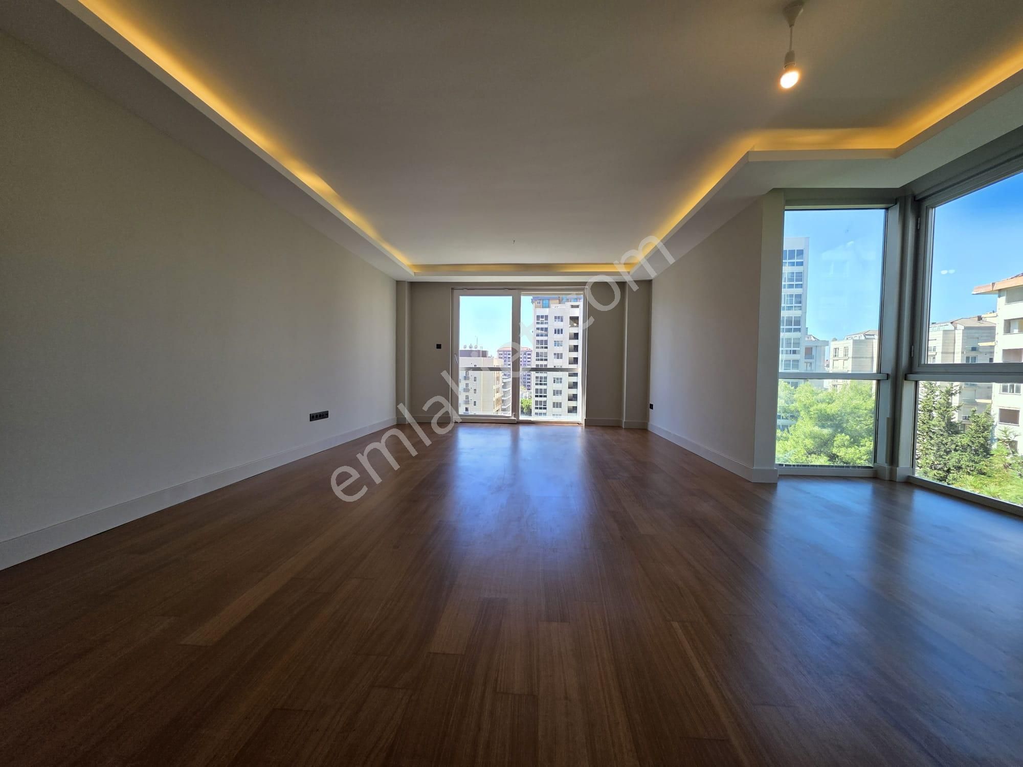 Caddebostan Da Bağdat Caddesine 1. Paralelde Ebeveyn Banyolu 125m2 Net - Görsel 3