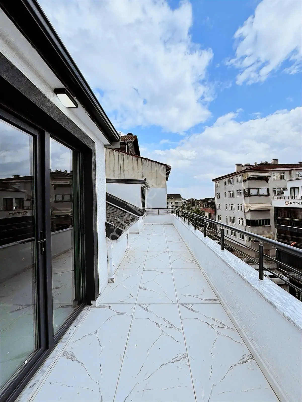 Satılık İzmit Plajyolu 3+1 190 M2 Ebeveyn Banyolu Dubleks Daire - Görsel 33