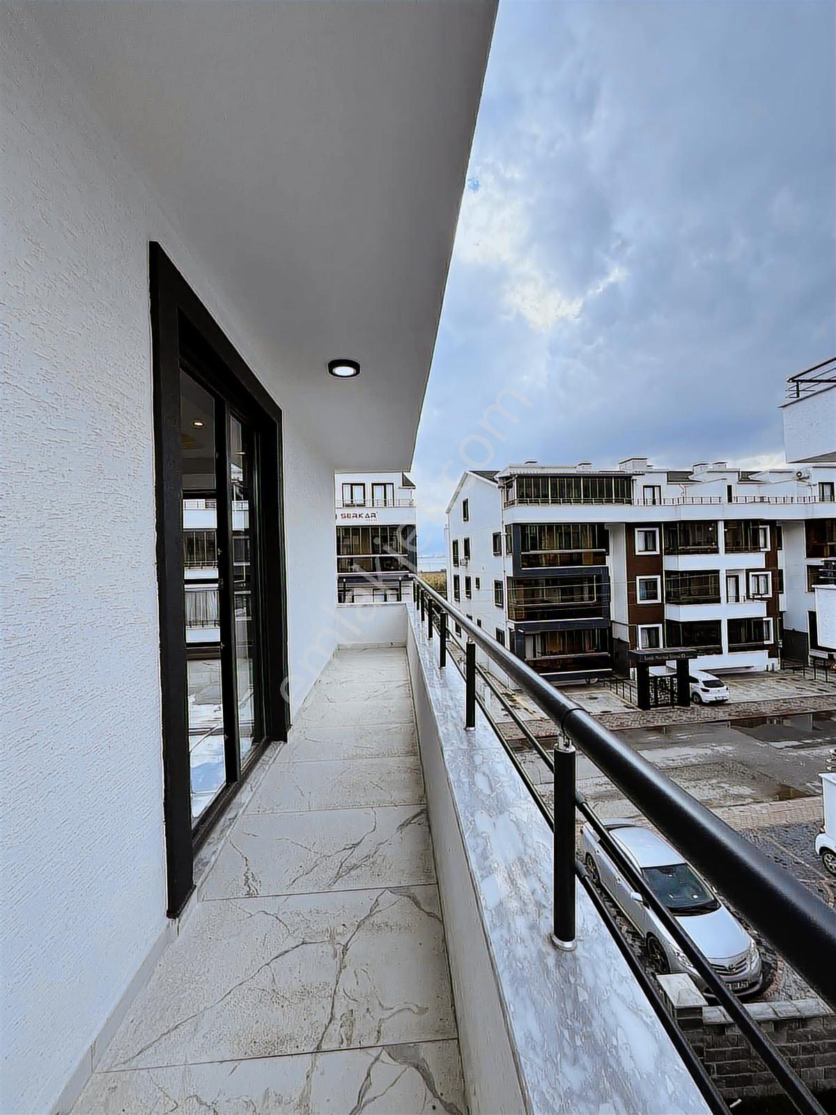 Satılık İzmit Plajyolu 3+1 190 M2 Ebeveyn Banyolu Dubleks Daire - Görsel 20