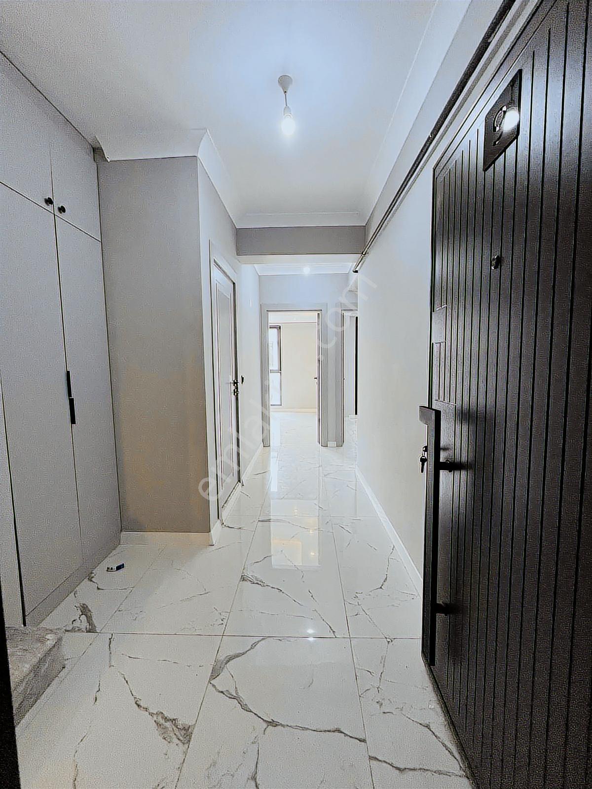 Satılık İzmit Plajyolu 3+1 190 M2 Ebeveyn Banyolu Dubleks Daire - Görsel 2