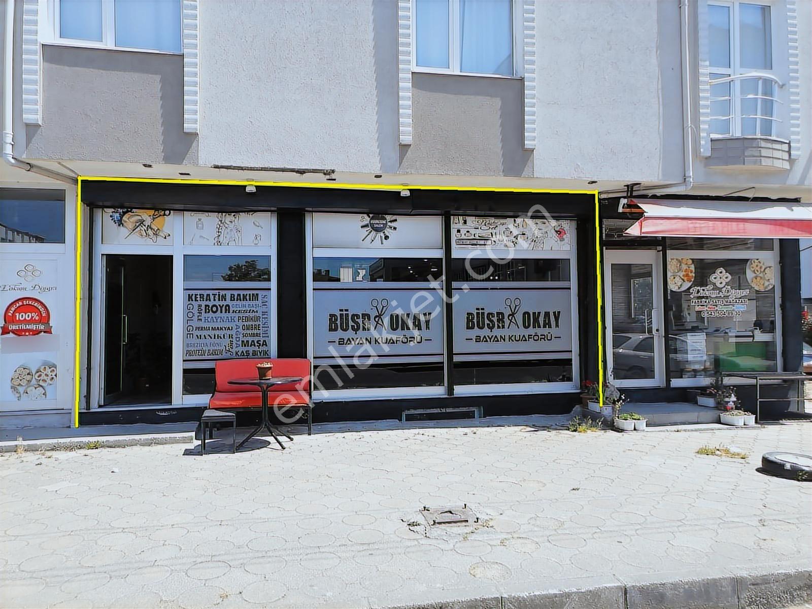 Fiyat Düştü... Celal Bayar Caddesi Üzerinde Satılık 86 M2 İşyeri