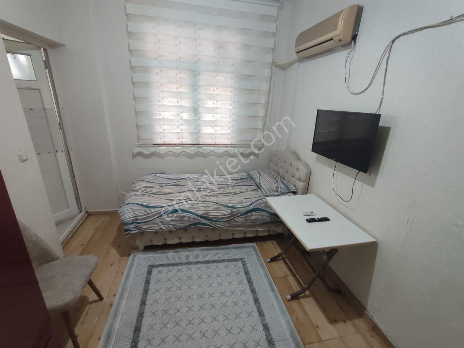 Beyaz Evler Mahallesi Eşyalı Daire 1+0 - Görsel 2