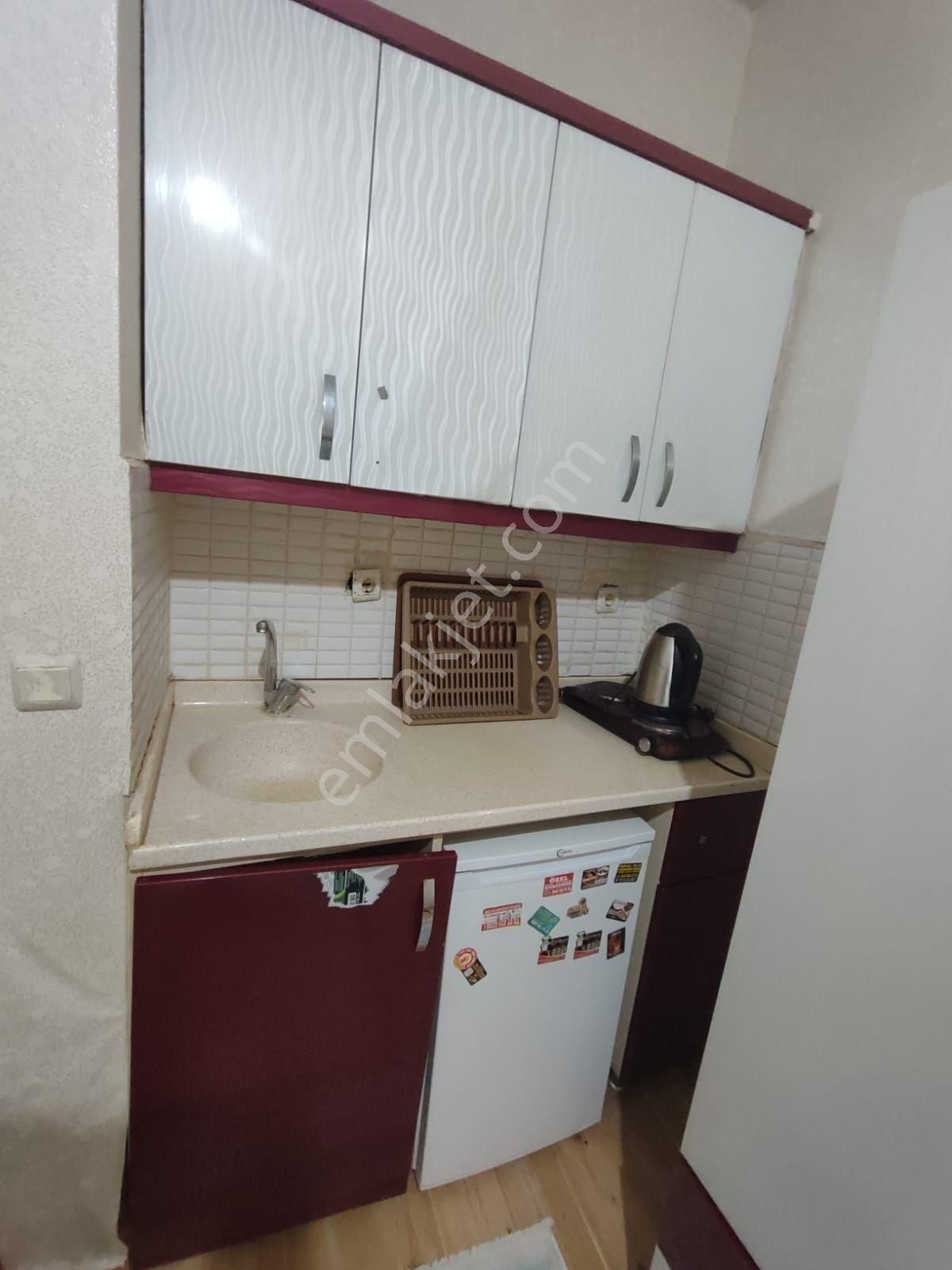 Beyaz Evler Mahallesi Eşyalı Daire 1+0 - Görsel 8