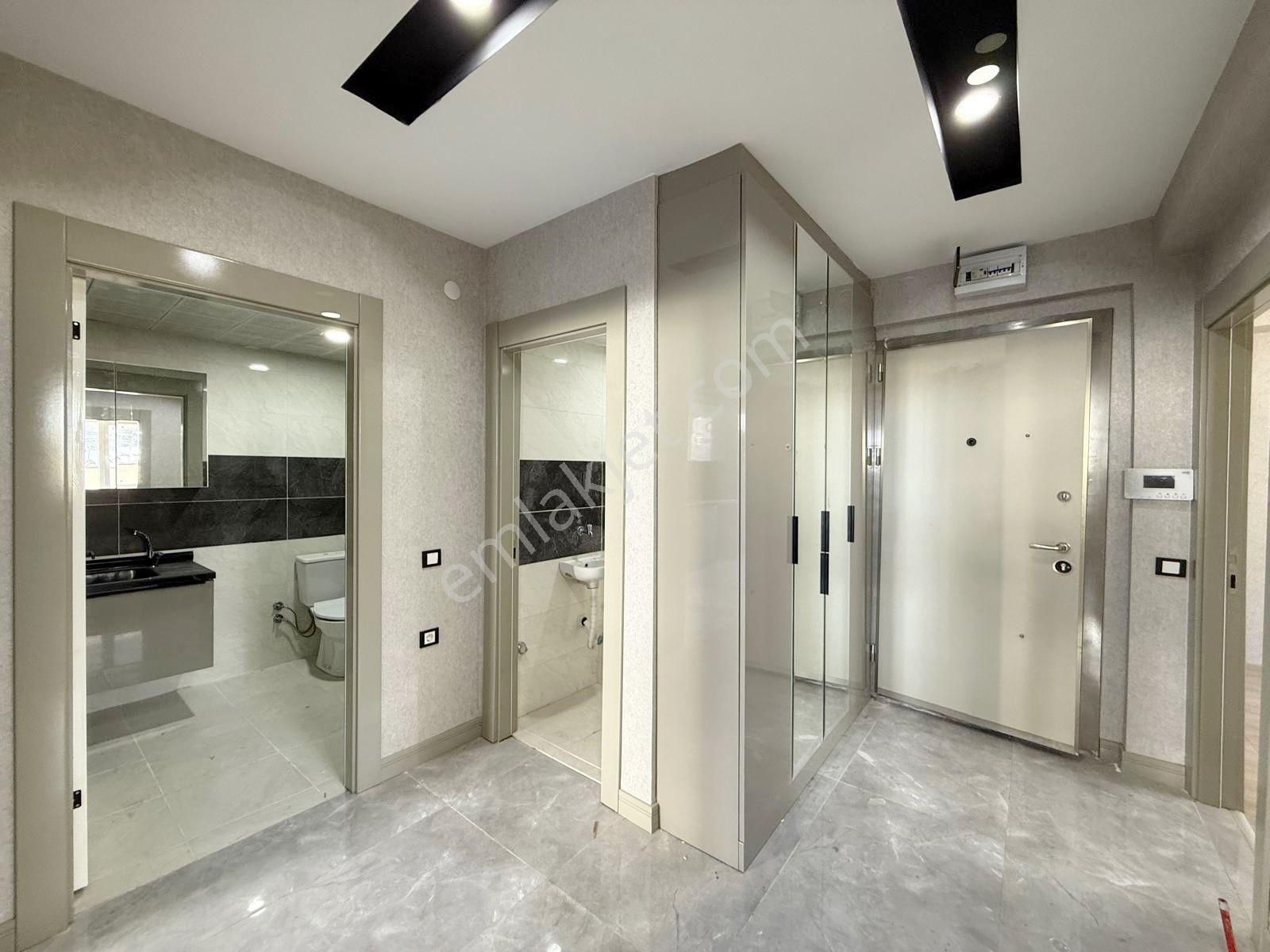 Öz Maşallah Dan Sakin Sokakta Modern 2+1 Daire Sıfırr - Görsel 8