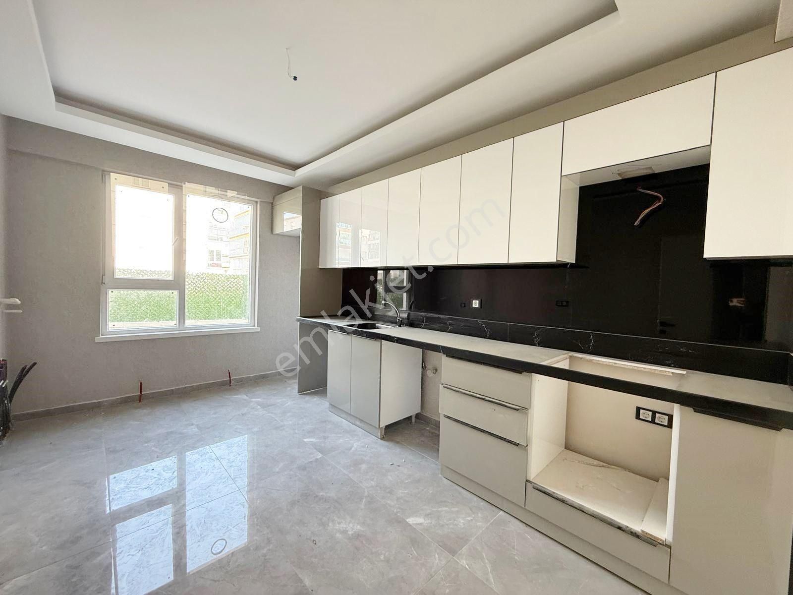 Öz Maşallah Dan Sakin Sokakta Modern 2+1 Daire Sıfırr - Görsel 4