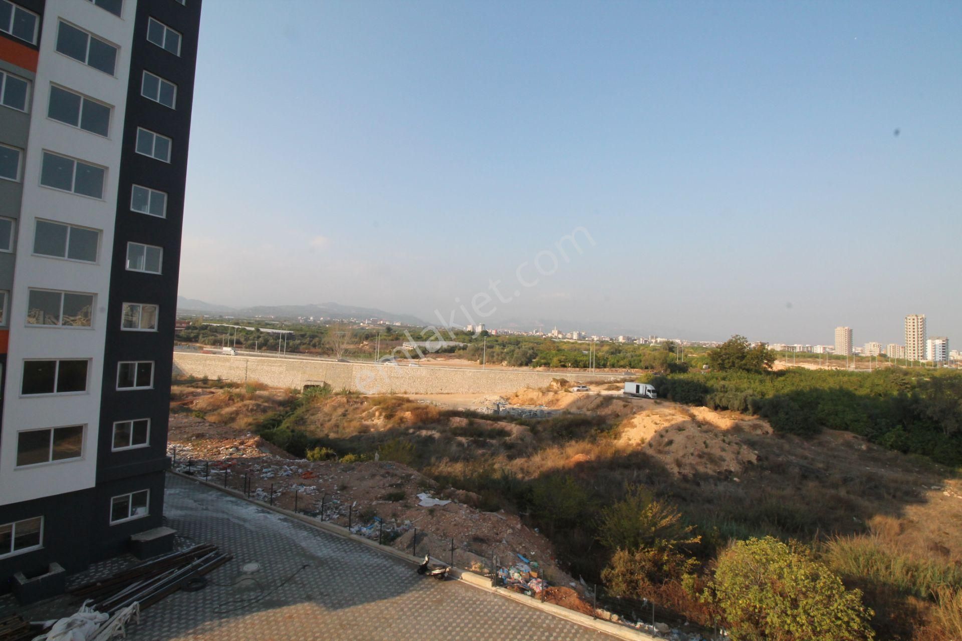 Retro’dan Elit Bir Yaşamın Kapılarını Aralayan Lüks Kiralık 4+1 - Görsel 14