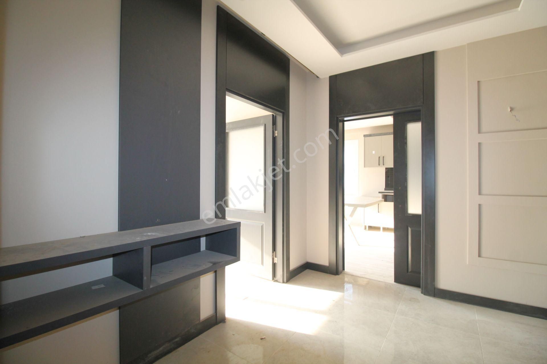 Retro’dan Elit Bir Yaşamın Kapılarını Aralayan Lüks Kiralık 4+1 - Görsel 2