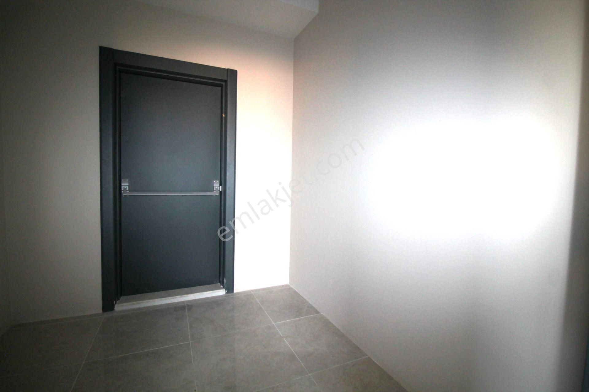 Retro’dan Elit Bir Yaşamın Kapılarını Aralayan Lüks Kiralık 4+1 - Görsel 21