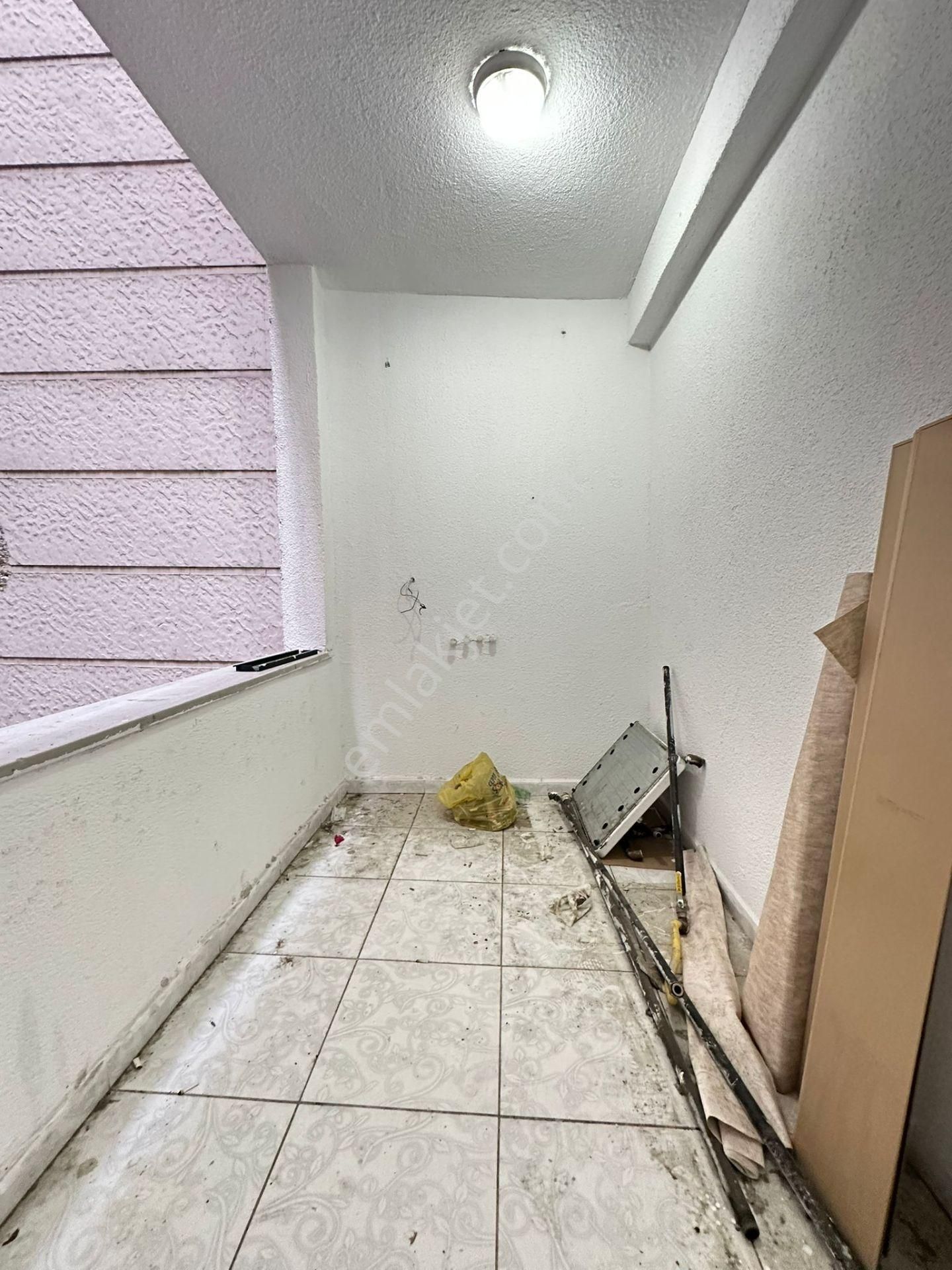 Esenyurt Ardıçlı Süleymaniye Mahallesi 2+1 Kiralık Boş Daire Balkonlu Yüksek Giriş Banyo Wc Ayrı - Görsel 7