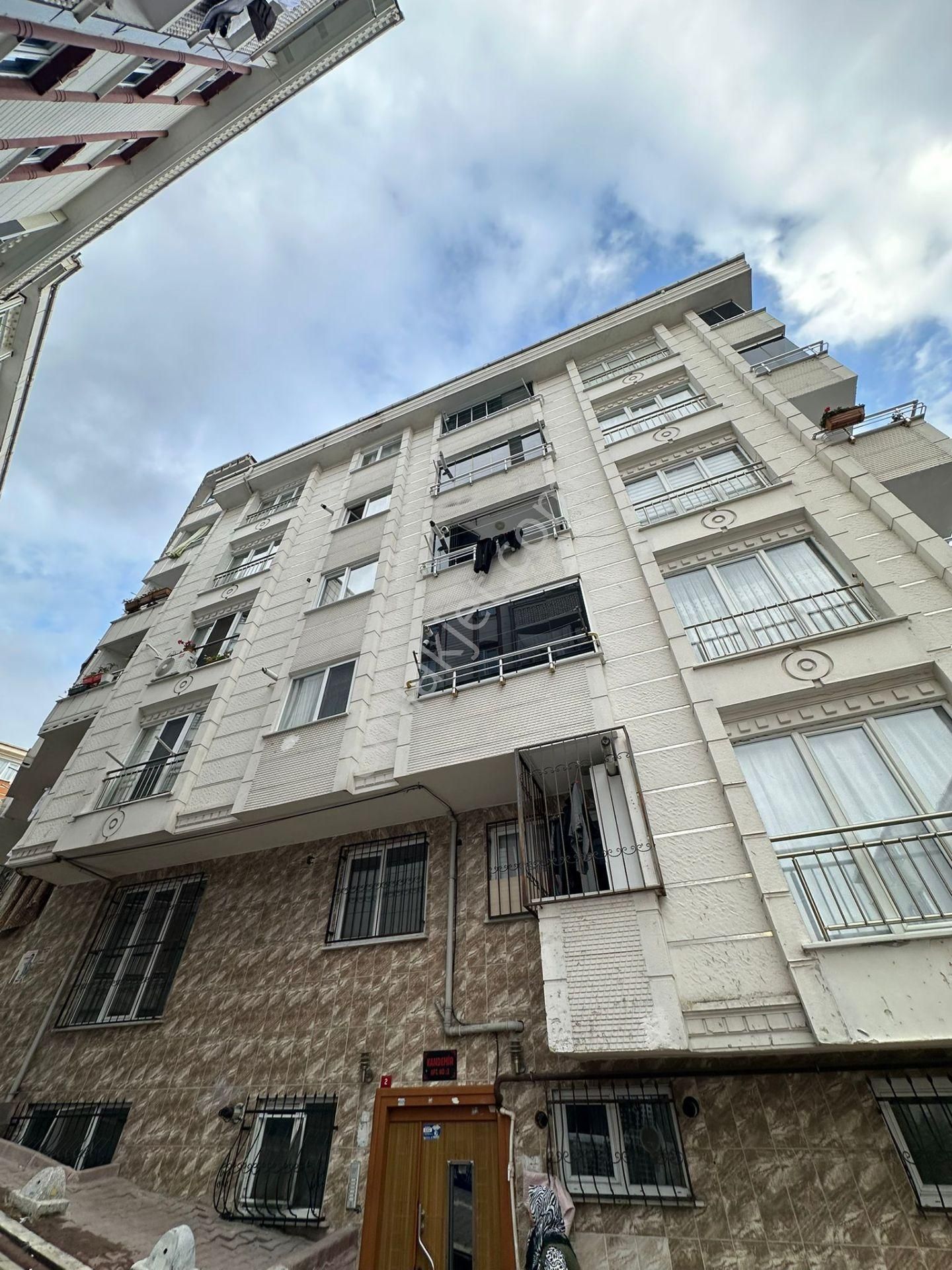 Esenyurt Ardıçlı Süleymaniye Mahallesi 2+1 Kiralık Boş Daire Balkonlu Yüksek Giriş Banyo Wc Ayrı - Görsel 4