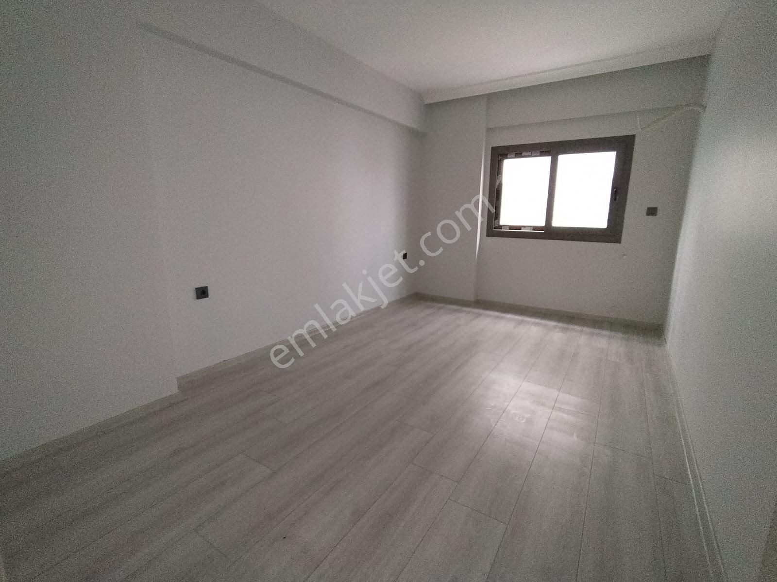 K.yaka Demirköprü Diş Hast. Yakını Sıfır Binada 1+1 Daire F-70 - Görsel 4