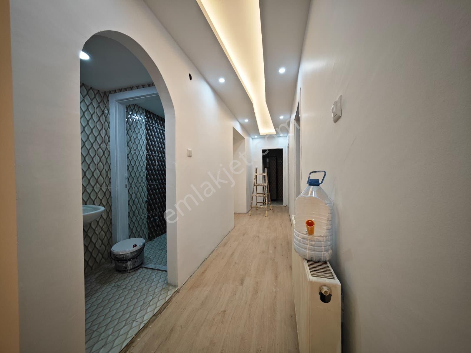 Beşikkaya'da Asansörlü Full Yapılı 2+1 Giriş Kat Satılık Daire !!! - Görsel 20