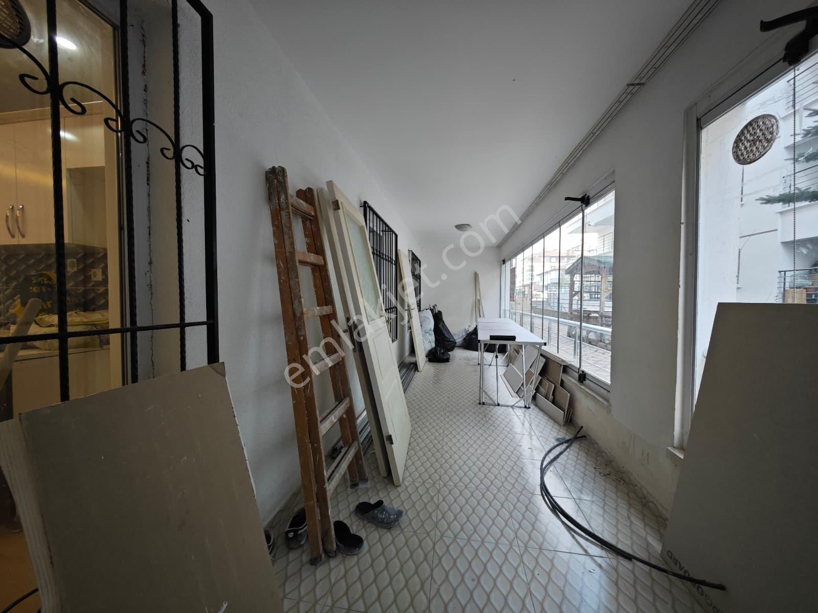 Beşikkaya'da Asansörlü Full Yapılı 2+1 Giriş Kat Satılık Daire !!! - Görsel 13