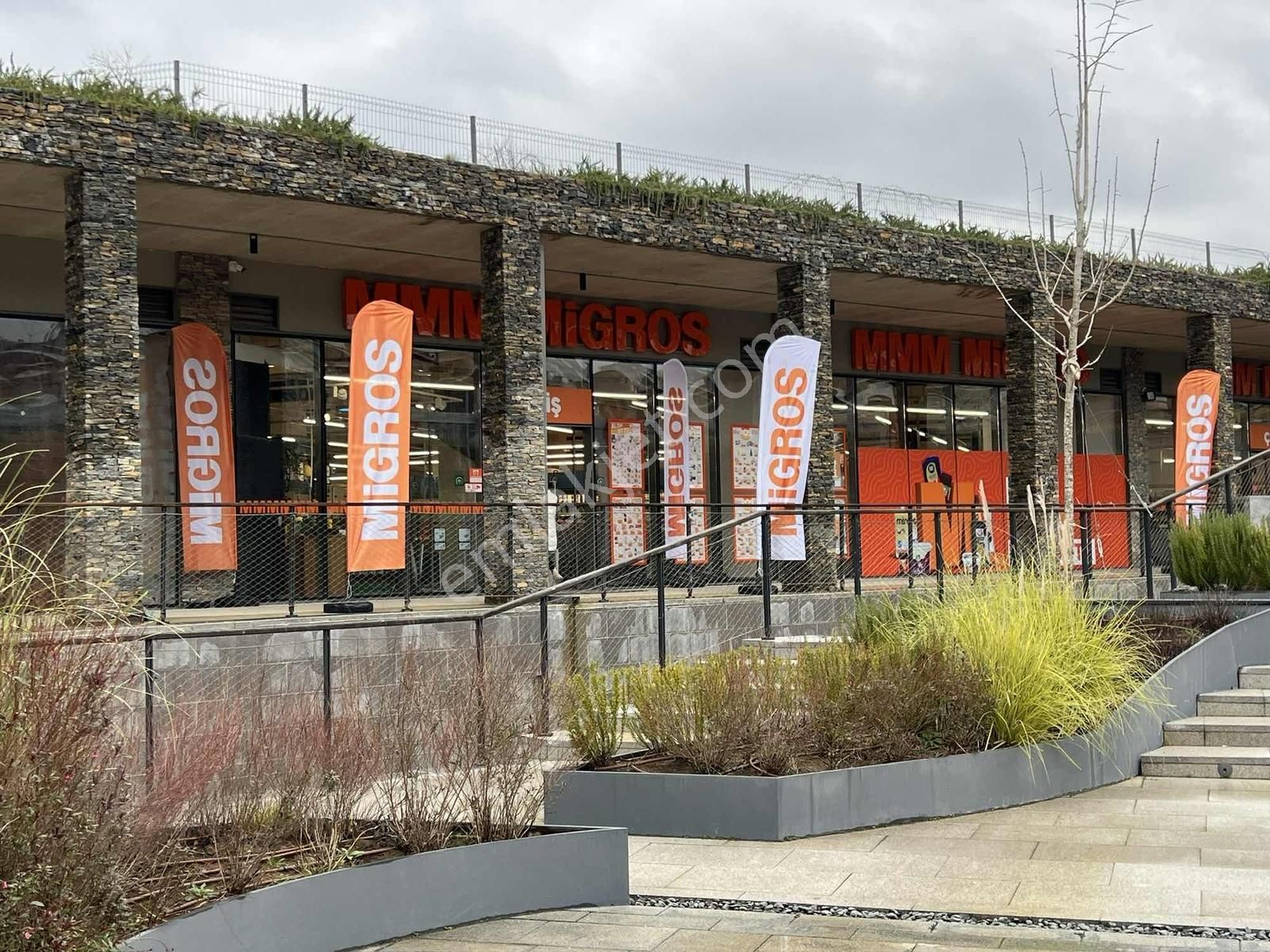 Düşler Vadisi Riva'da Ticari Alanda Merkezi Konumda Dükkan - Görsel 2