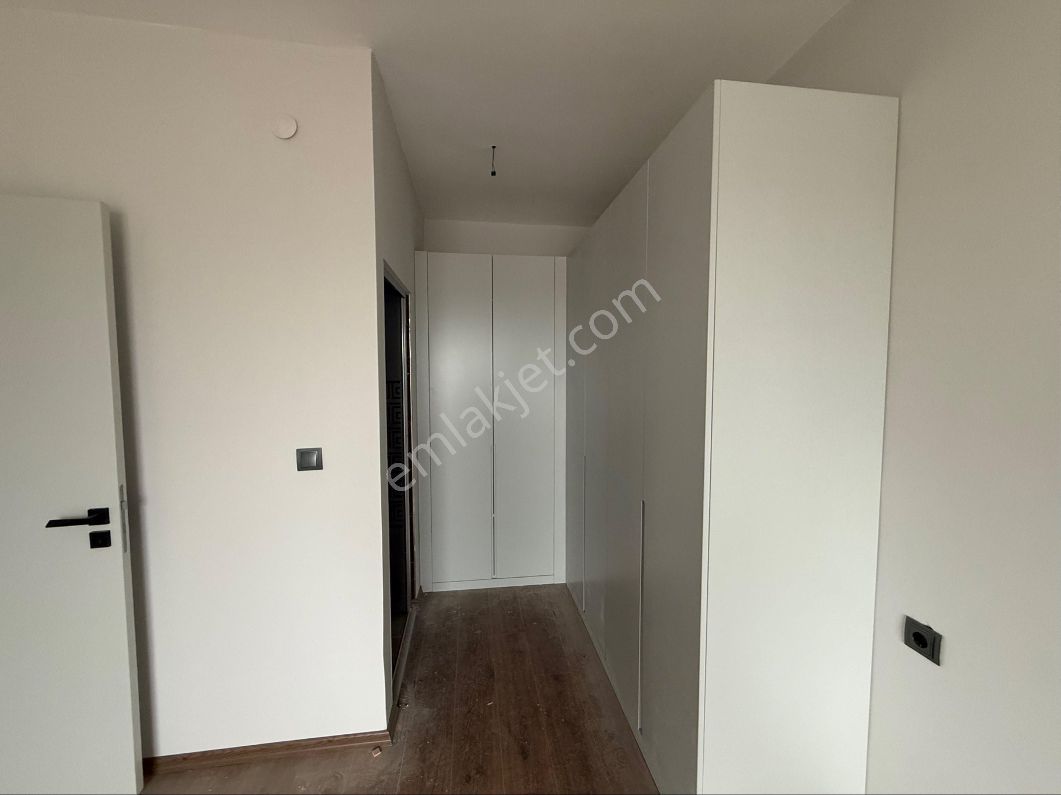 Zümrüt Mh. 4+1 Satılık Lüks Daire - Görsel 12