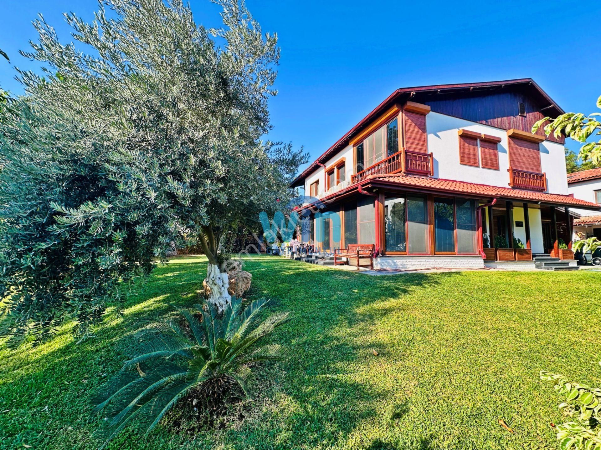 Win'den Gama'da Eşi Benzeri Olmayan Tadilatlı Satılık Tripleks